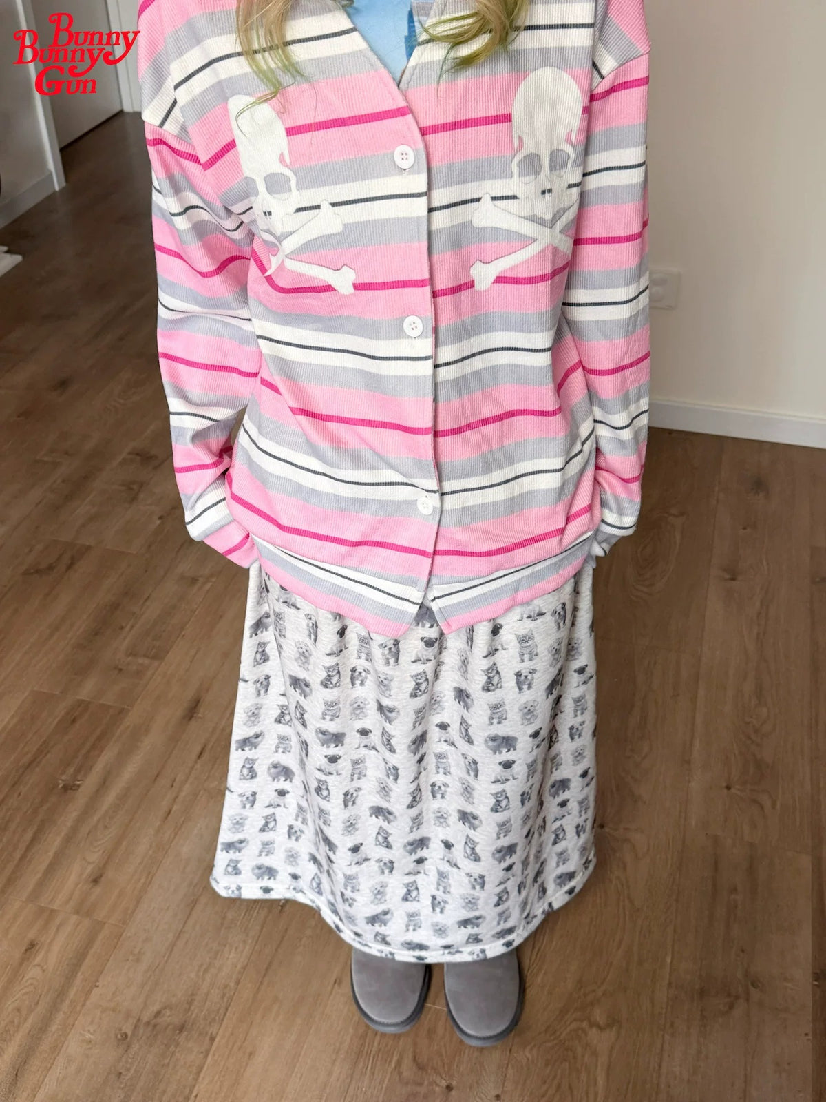 bunnybunnygun - Pink Stripe Skull V-Neck Cardigan cardigan bunnybunnygun