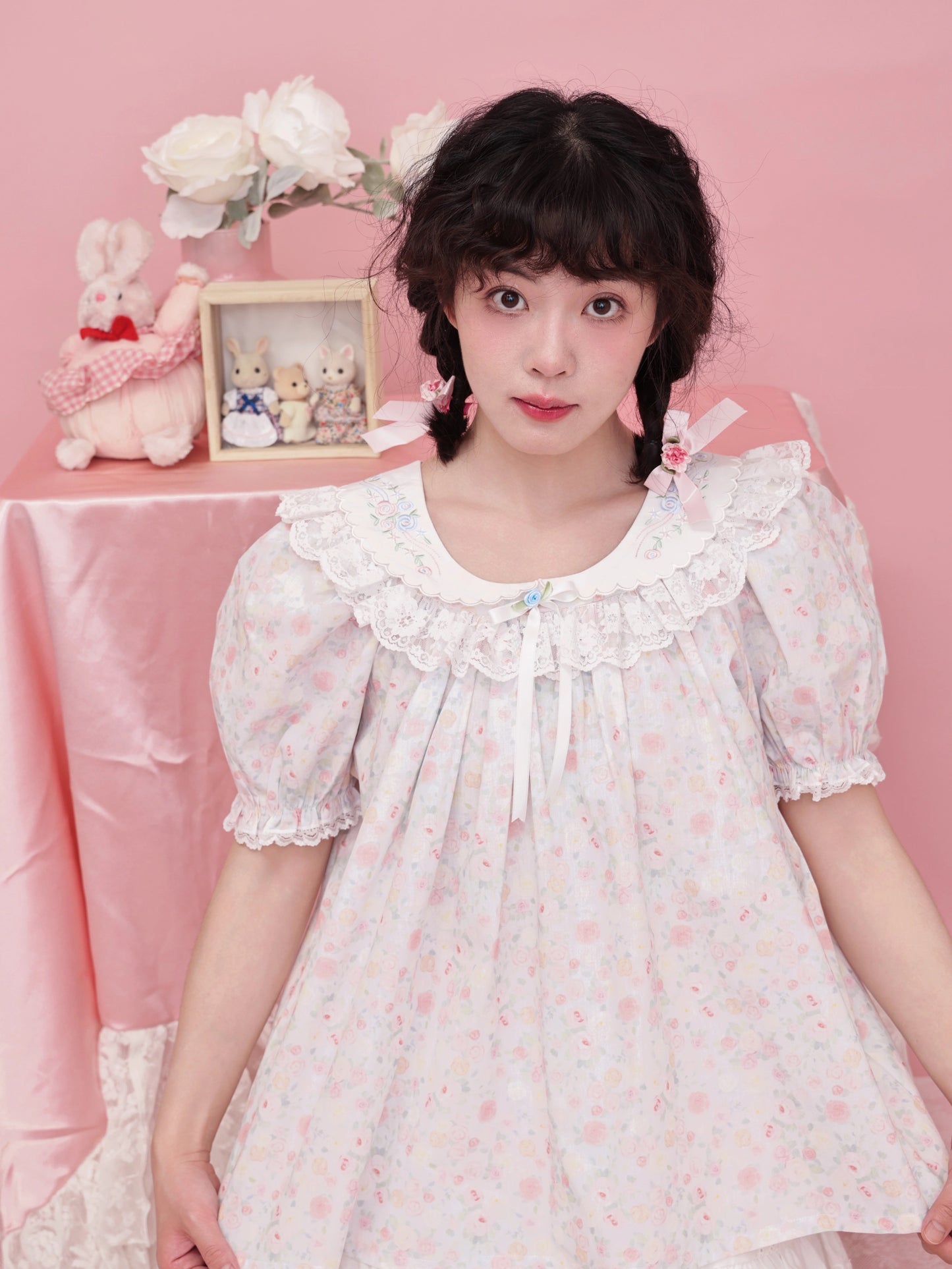 SemenCoicis – Vintage Rose Print Puff Sleeve Top with Butterfly Lace Embroidery blouse SemenCoicis