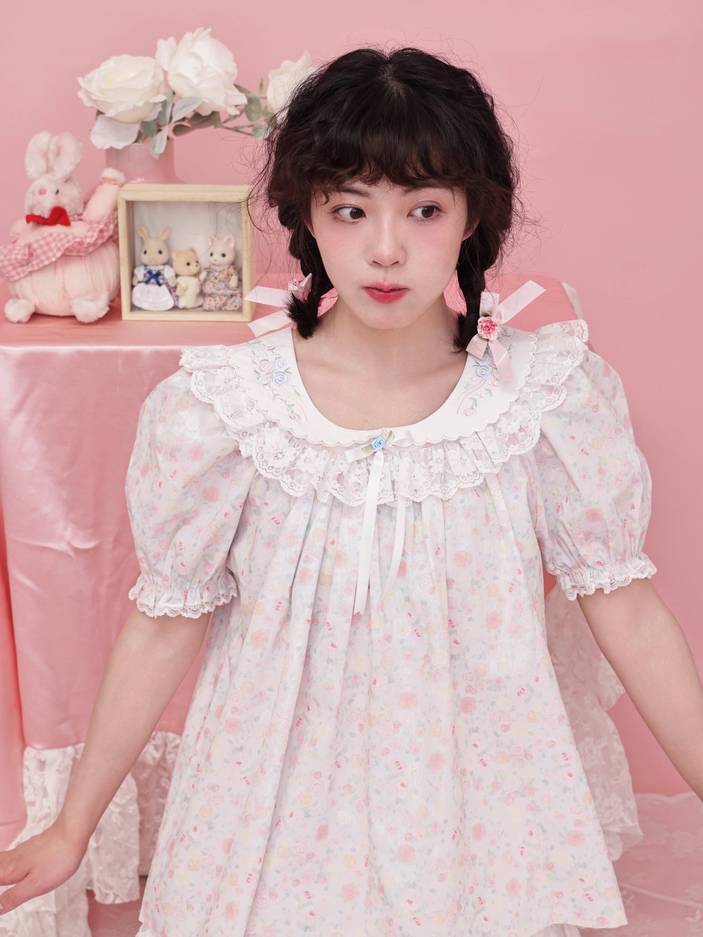 SemenCoicis – Vintage Rose Print Puff Sleeve Top with Butterfly Lace Embroidery blouse SemenCoicis