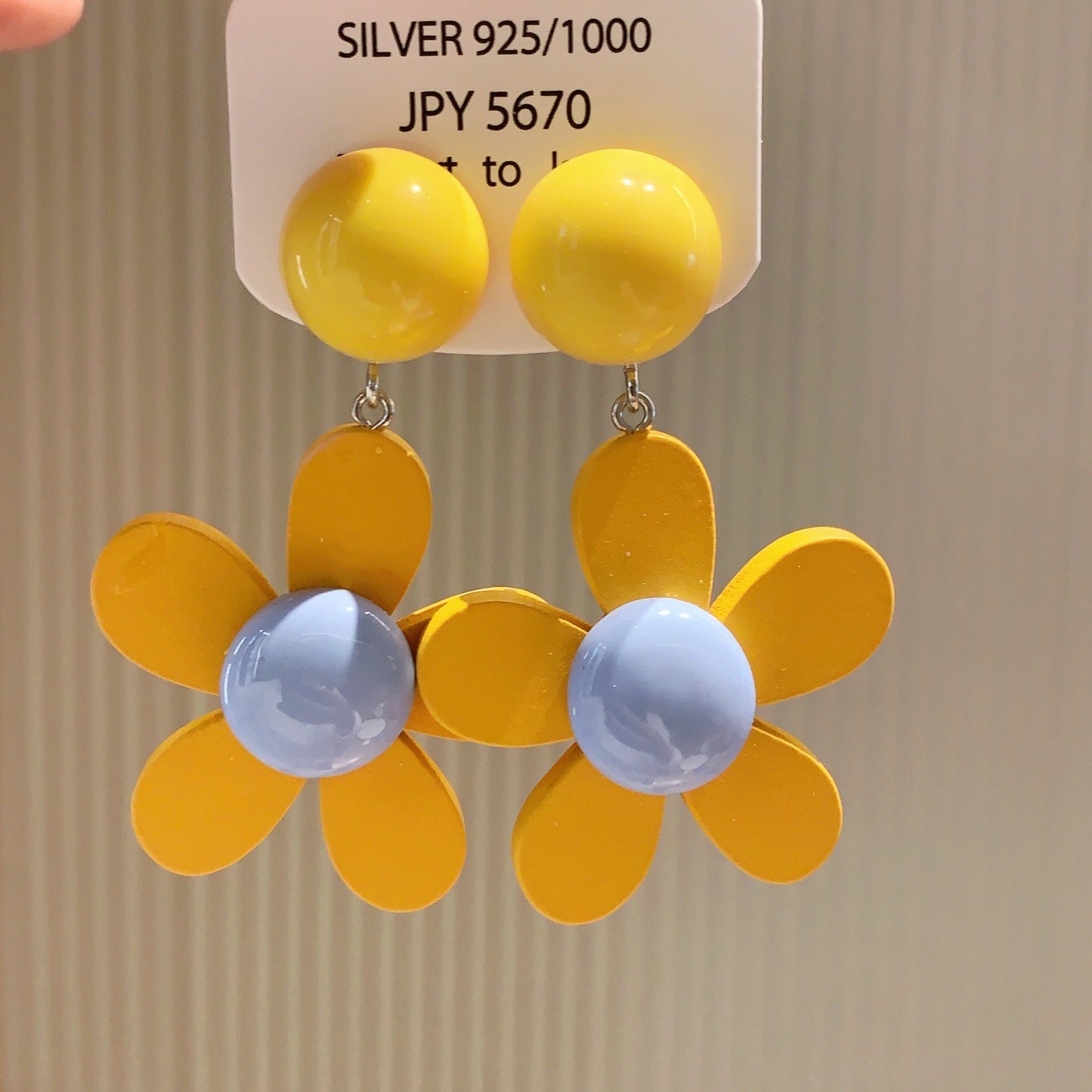 Exaggerated Floral Earrings Summer Daisy Clip-on Earrings earrings MuQi