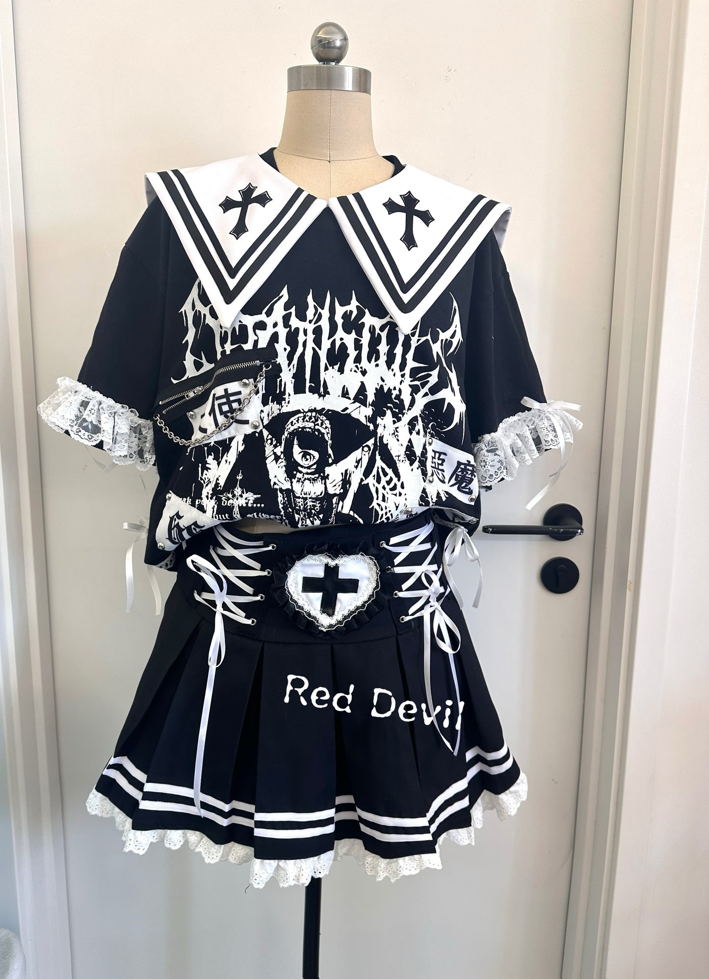 RedDevil - Gothic Visual Kei Lace Patchwork T-Shirt shirt Red Devil