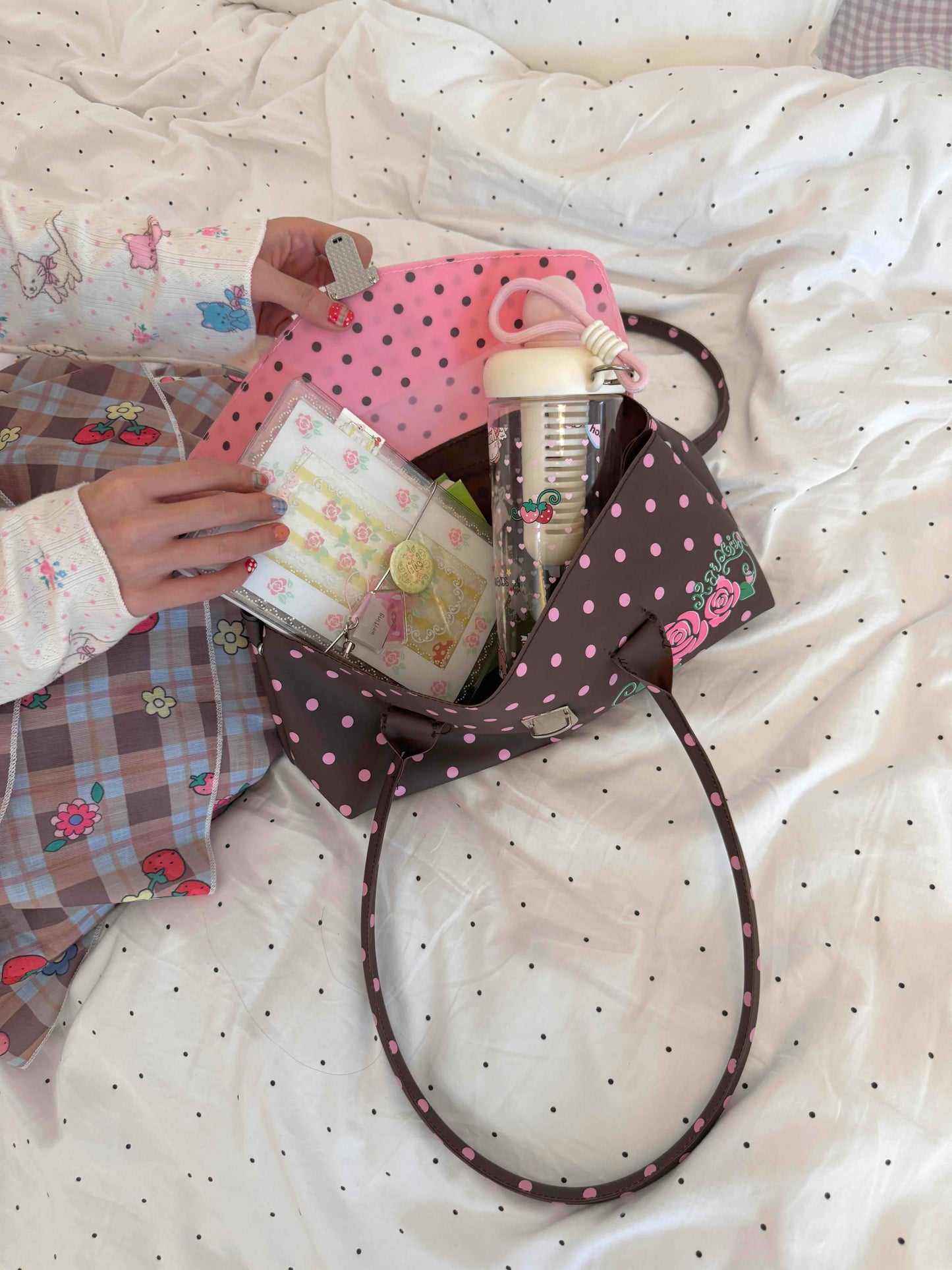 KaiXin Hostel - Rose Polka Dot Jelly Tote Bag bag KaiXin hostel