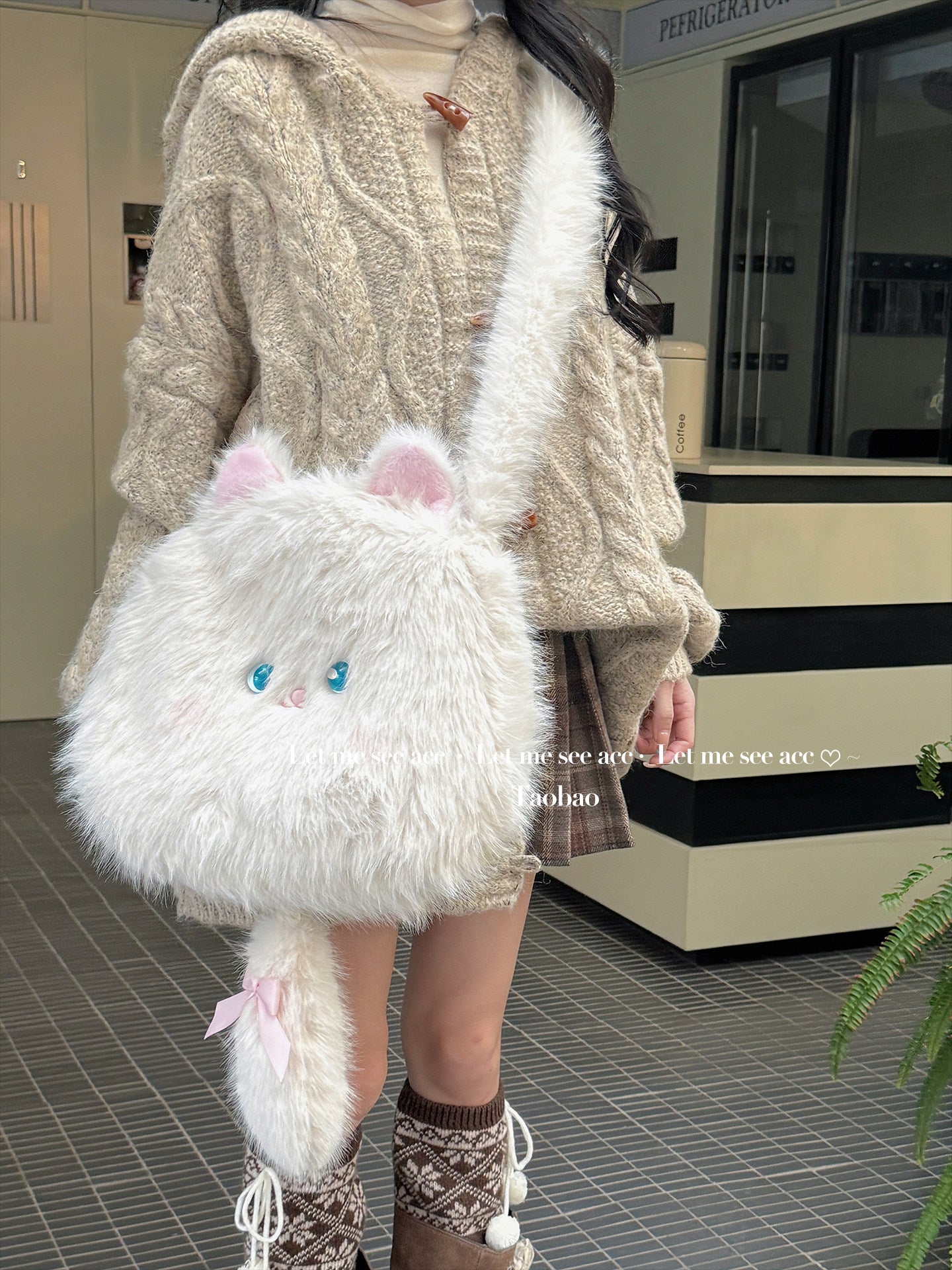 LET ME SEE - Cute Cat Plush Winter Hat & Scarf Set set let me see