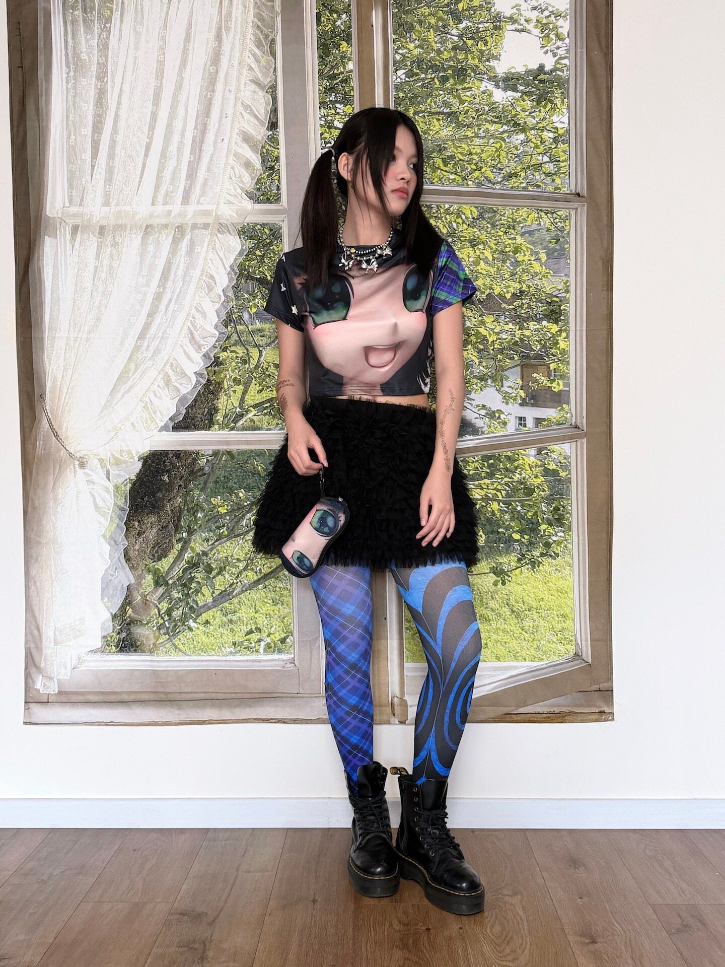 bunnybunnygun - Y2K Short Crop Graphic Tee shirt bunnybunnygun