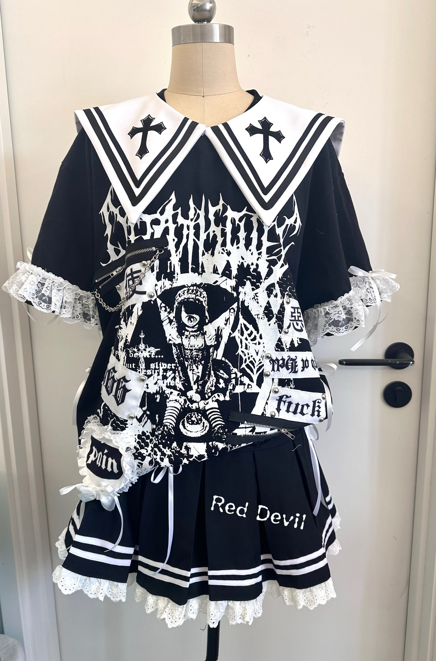 RedDevil - Gothic Visual Kei Lace Patchwork T-Shirt shirt Red Devil
