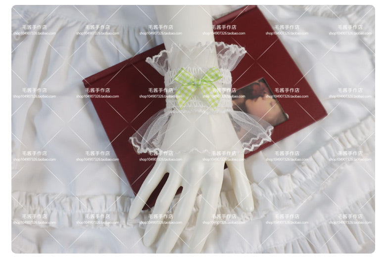 MaoJiang - Kawaii White Lace Bow Wrist Cuffs sleeves maojiang Green Plaid Bow White Elastic Wrist Cuffs (Pair)