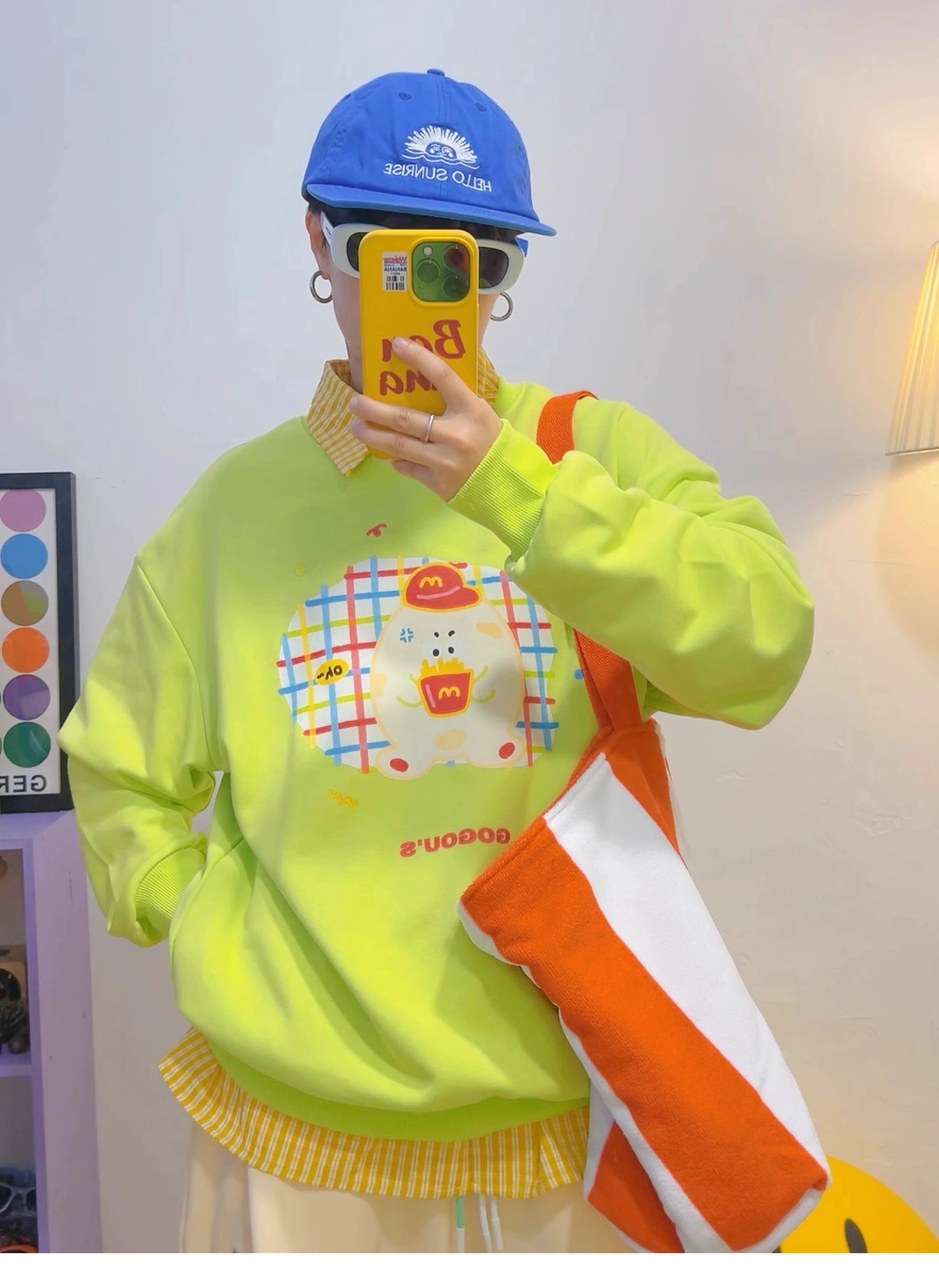 KURIOSITAET - Green Crewneck Sweatshirt sweatshirt KURIOSITAET