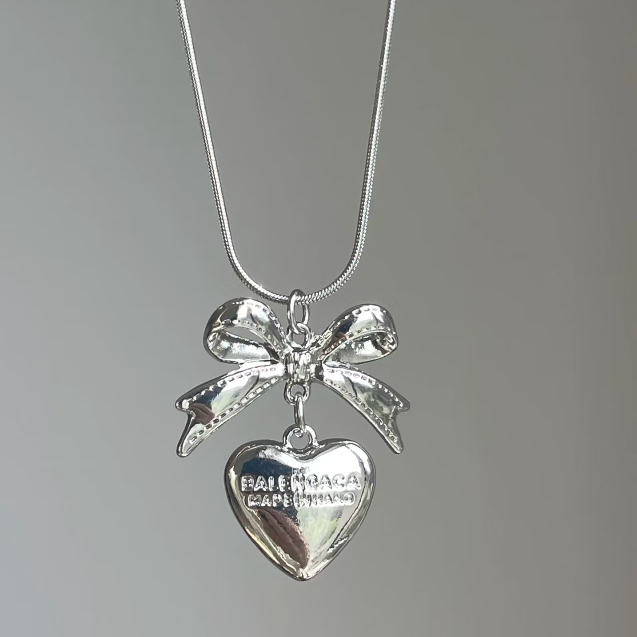 Kiwi Store - Y2K Ballerina Angel Ribbon Necklace necklace kiwi store Heart Bow Necklace