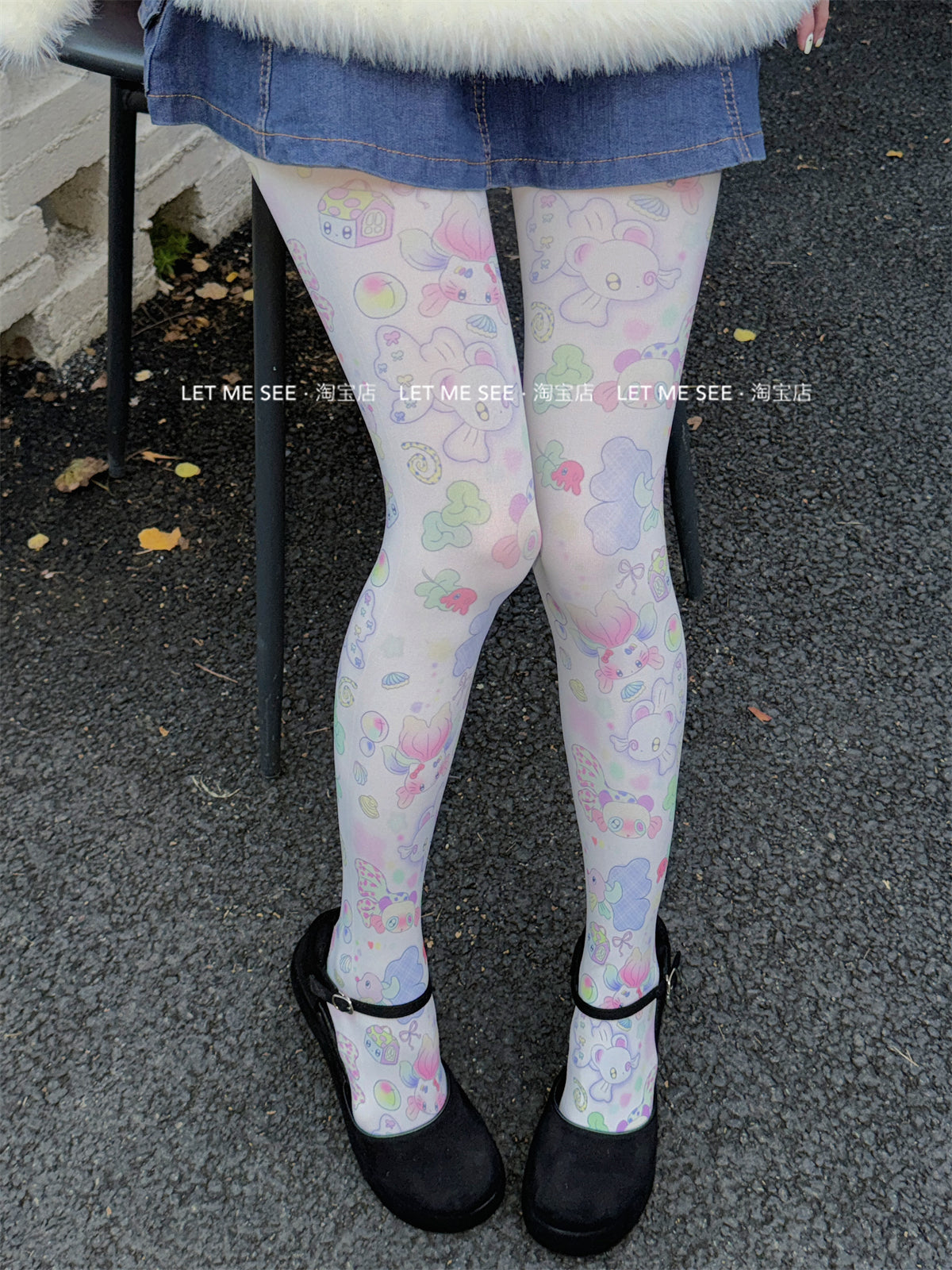 LET ME SEE Printed Velvet Tights | White Japanese-Style Pantyhose tights let me see Goldfish