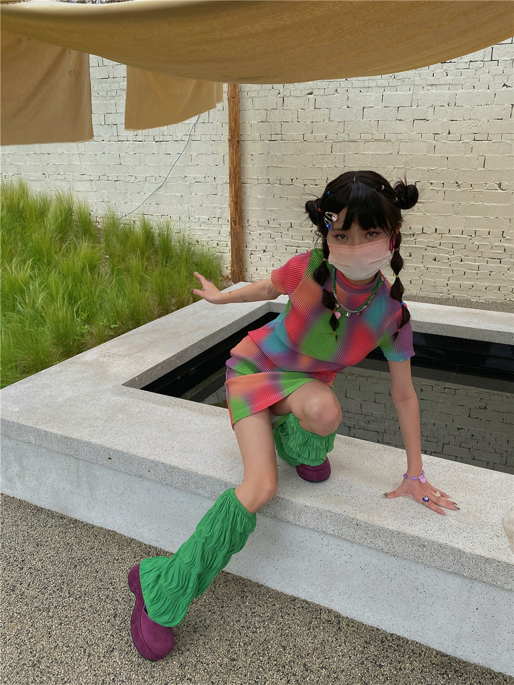 LET ME SEE - Y2K Flared Leg Warmers Land Decora Green