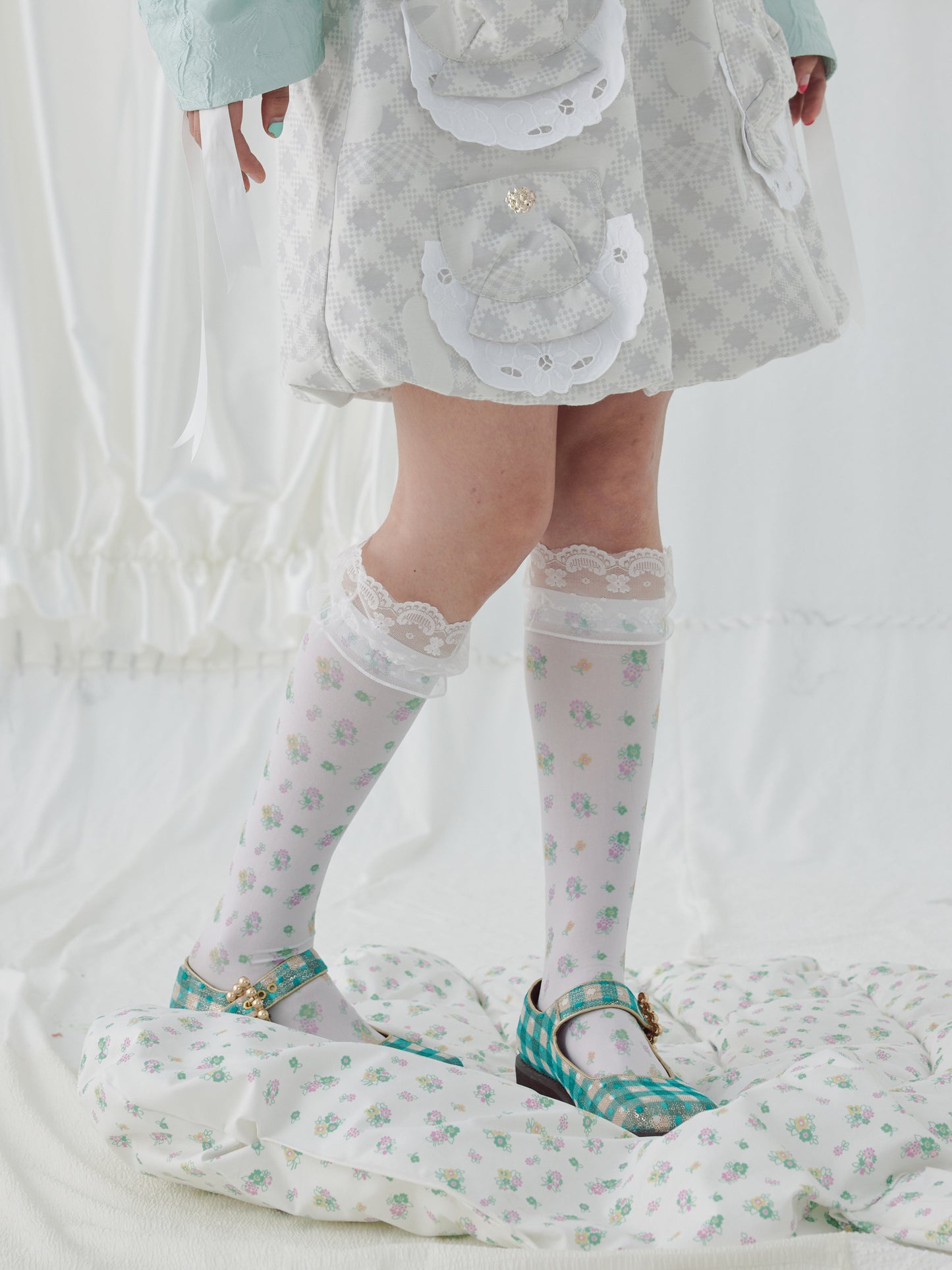 Harajuku Socks Floral Print Socks Lace Trim Socks Mid-Calf Socks sock HELPHELP