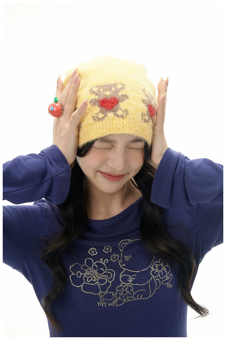 Colorful Harajuku hats collection featuring bold patterns, artistic prints, and unique shapes. Perfect for adding a pop of color and personality to your streetwear style, inspired by the vibrant spirit of Harajuku fashion.