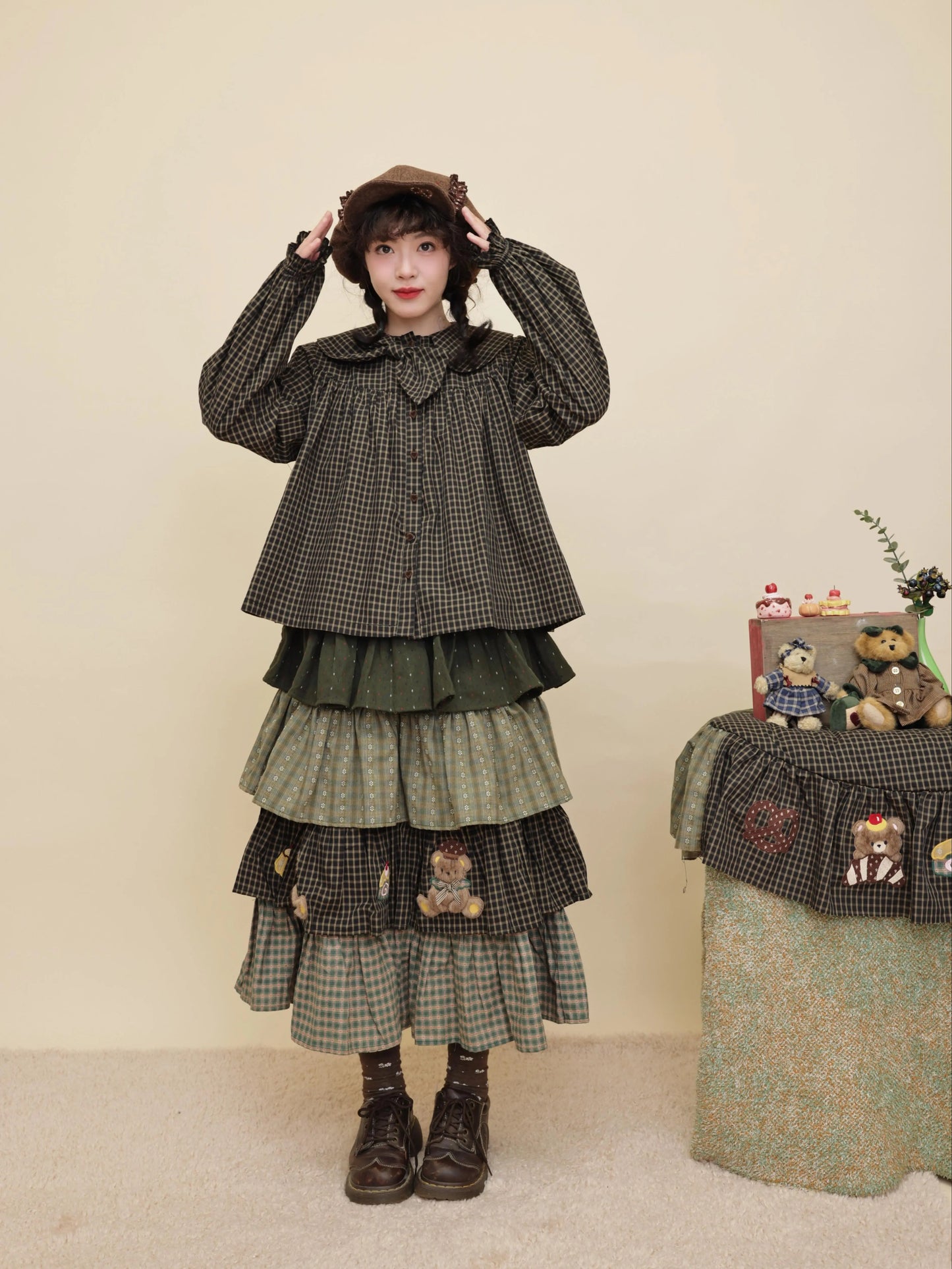SemenCoicis - Kawaii Dark Green Embroidered Ruffle Cake Skirt skirt SemenCoicis