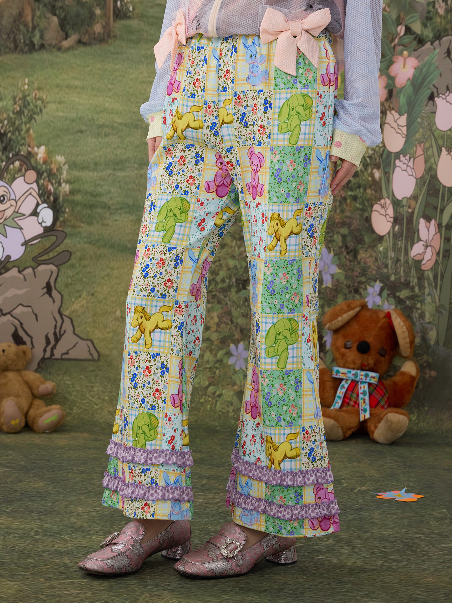 tntntutu - Floral Animal Flare Pants pants tntntutu