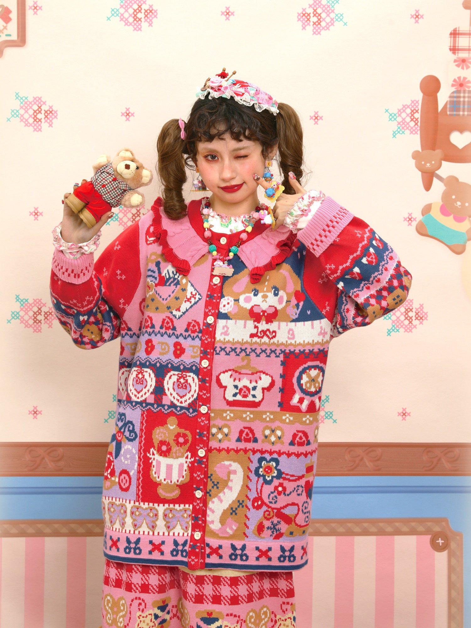 Lutra Jump - Decora Intarsia Knit Cardigan cardigan Lutra Jump