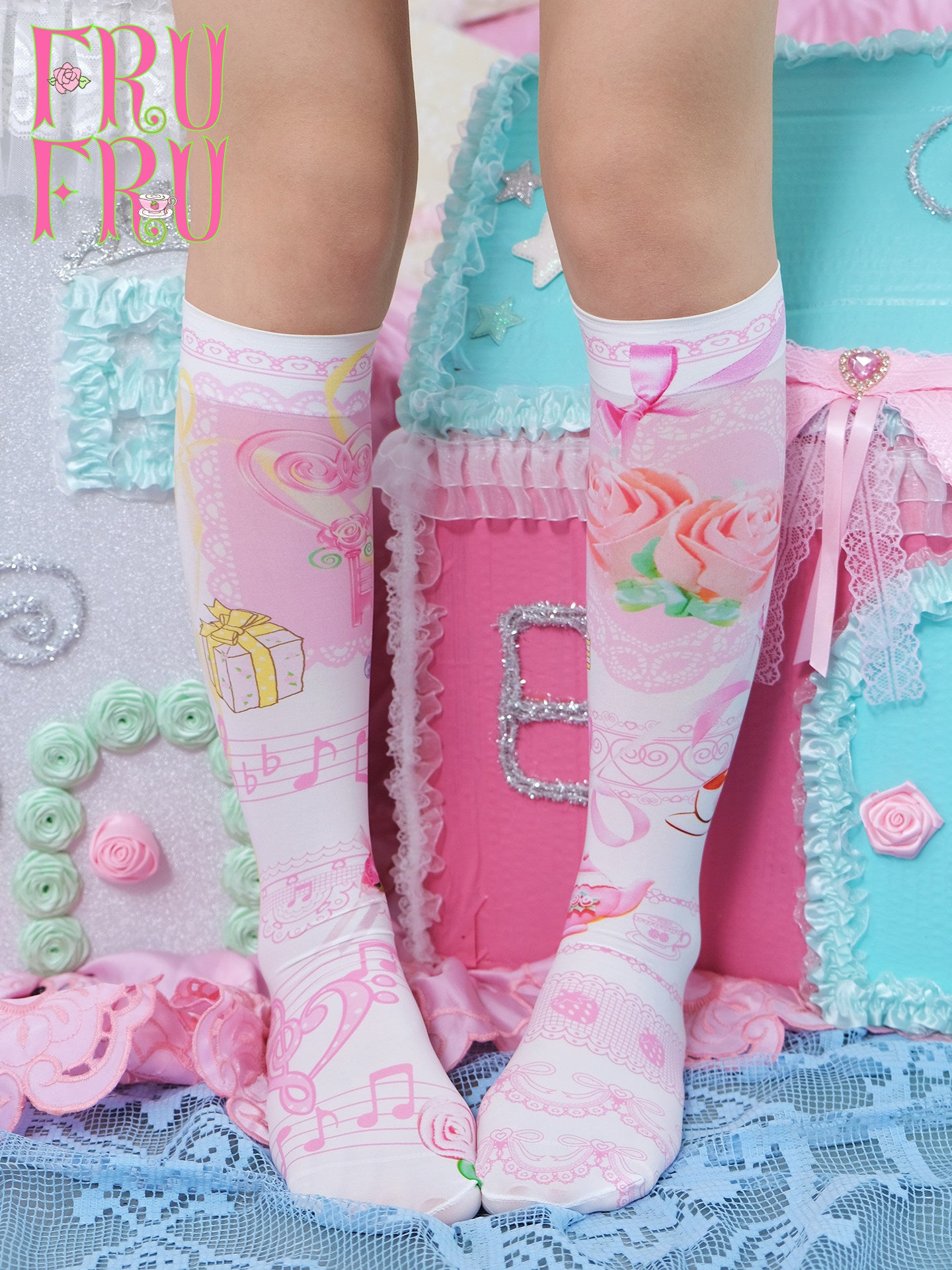 Frufru - Rose White Vintage Print Socks socks frufru
