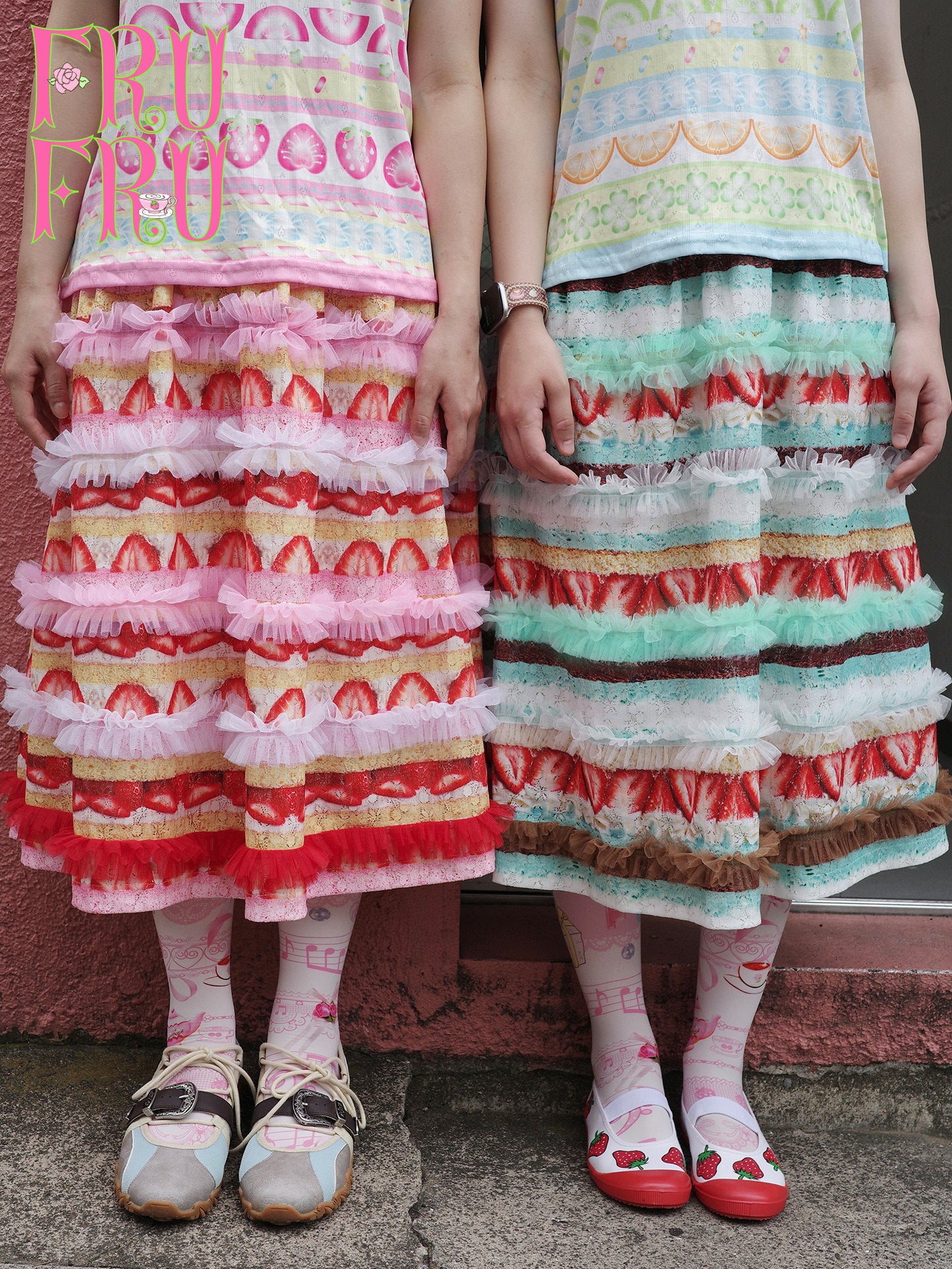 FruFru - Strawberry Lace Print Skirt skirt frufru