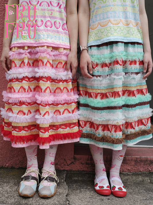 FruFru - Strawberry Lace Print Skirt skirt frufru