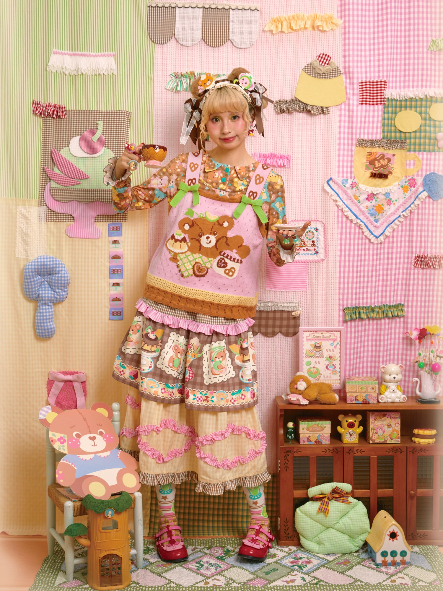 Lutra Jump - Decora Kei Pink Bear Tea Knit Tank Top tank top Lutra Jump