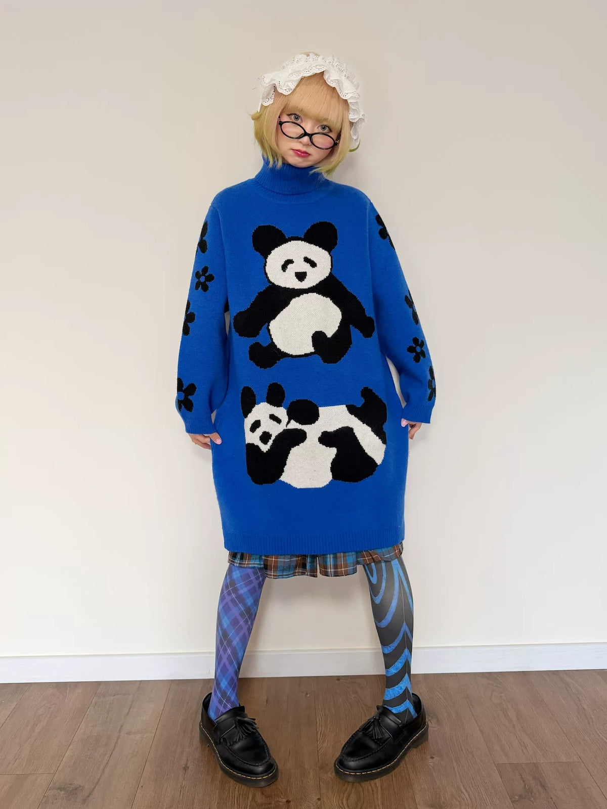 bunnybunnygun - Retro Panda Turtleneck Long Blue Sweater sweater bunnybunnygun