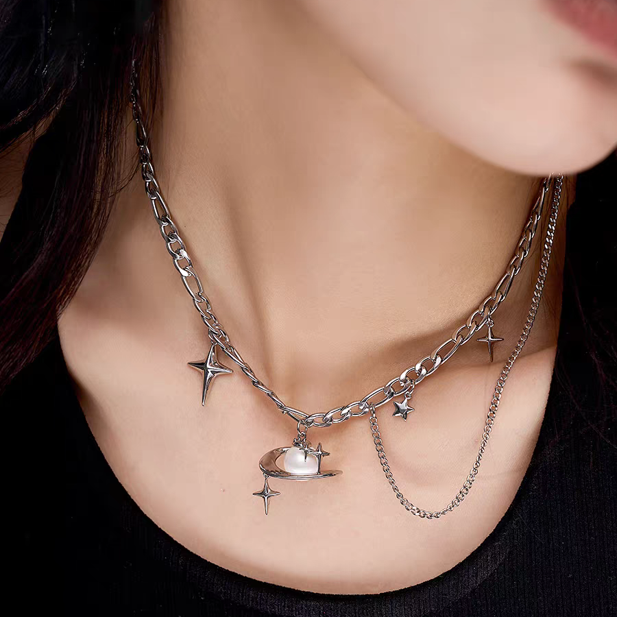 Kiwi Store - Y2K Saturn Orbit Necklace (Star Trail Pendant) necklace kiwi store