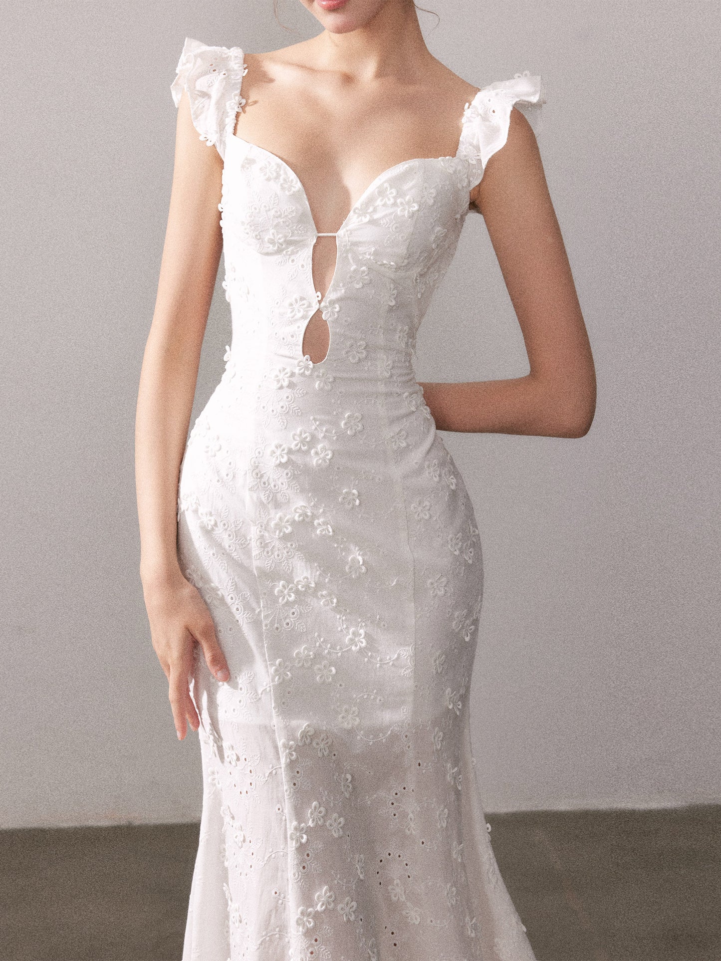 YZZI HE - Ivory Lace Floral Maxi Dress dress YZZI HE