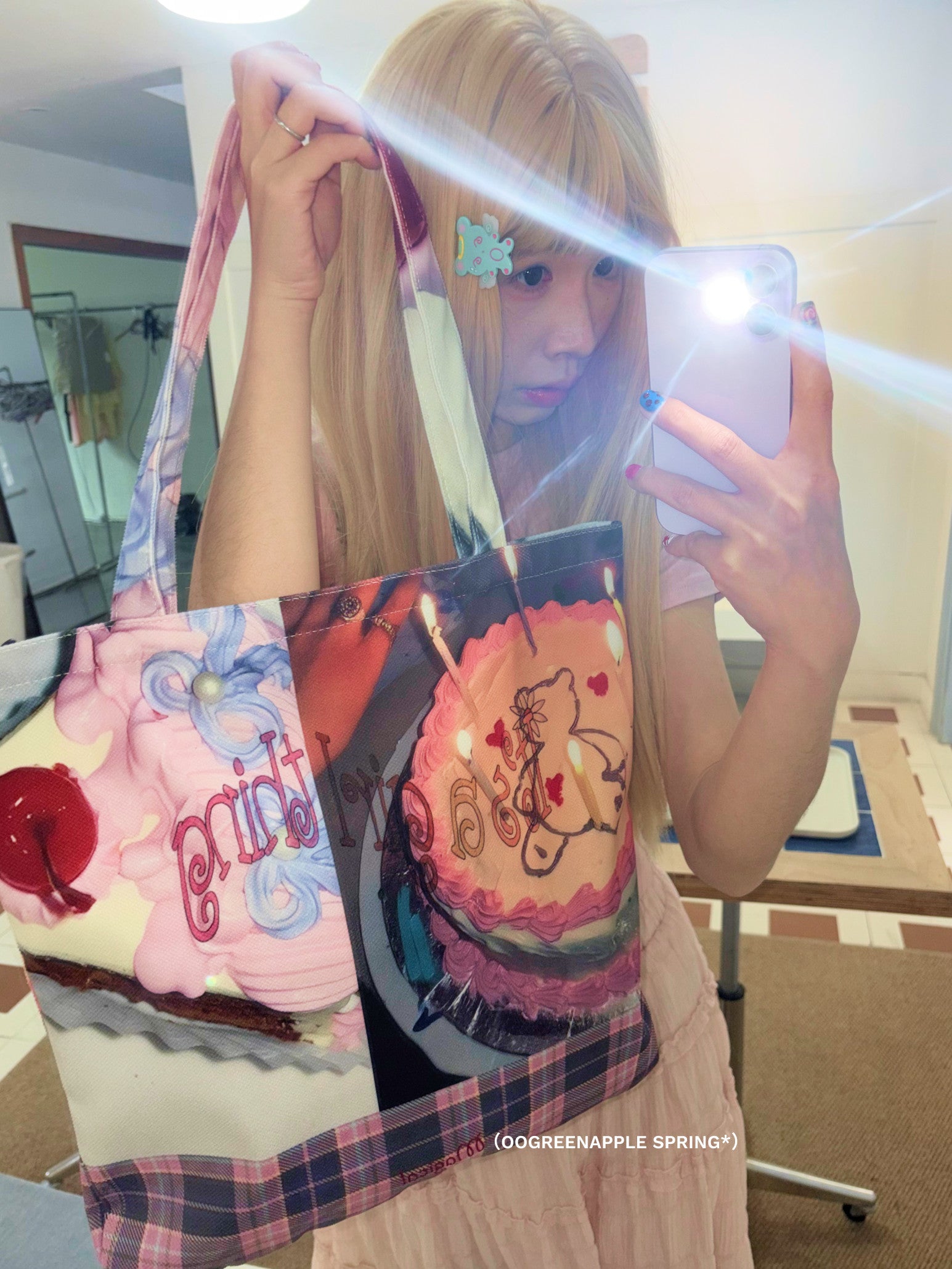 Oogreenapple - Graffiti Bear Canvas Shoulder Bag bag Oogreenapple