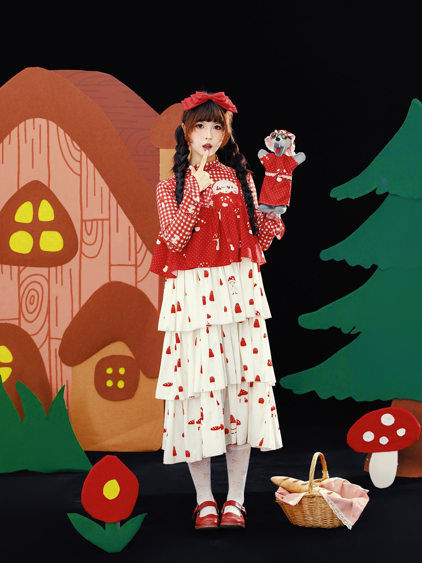 Meugler – Kawaii Red Mushroom Layered Ruffle Cami Dress