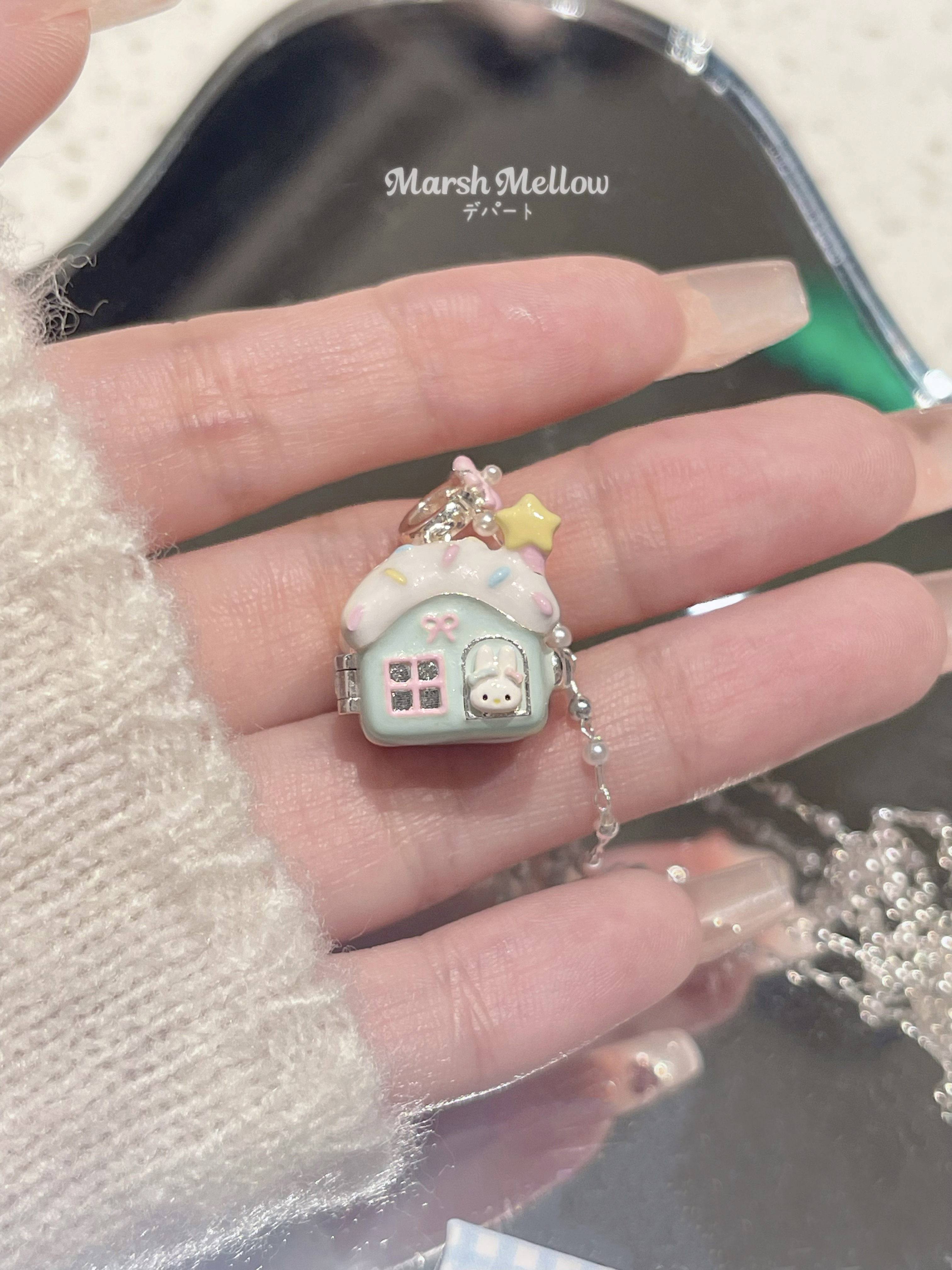 Sweet Marshmallow Popネックレス Kawaii Dessert House Necklace - Marshmellow | Land Decora
