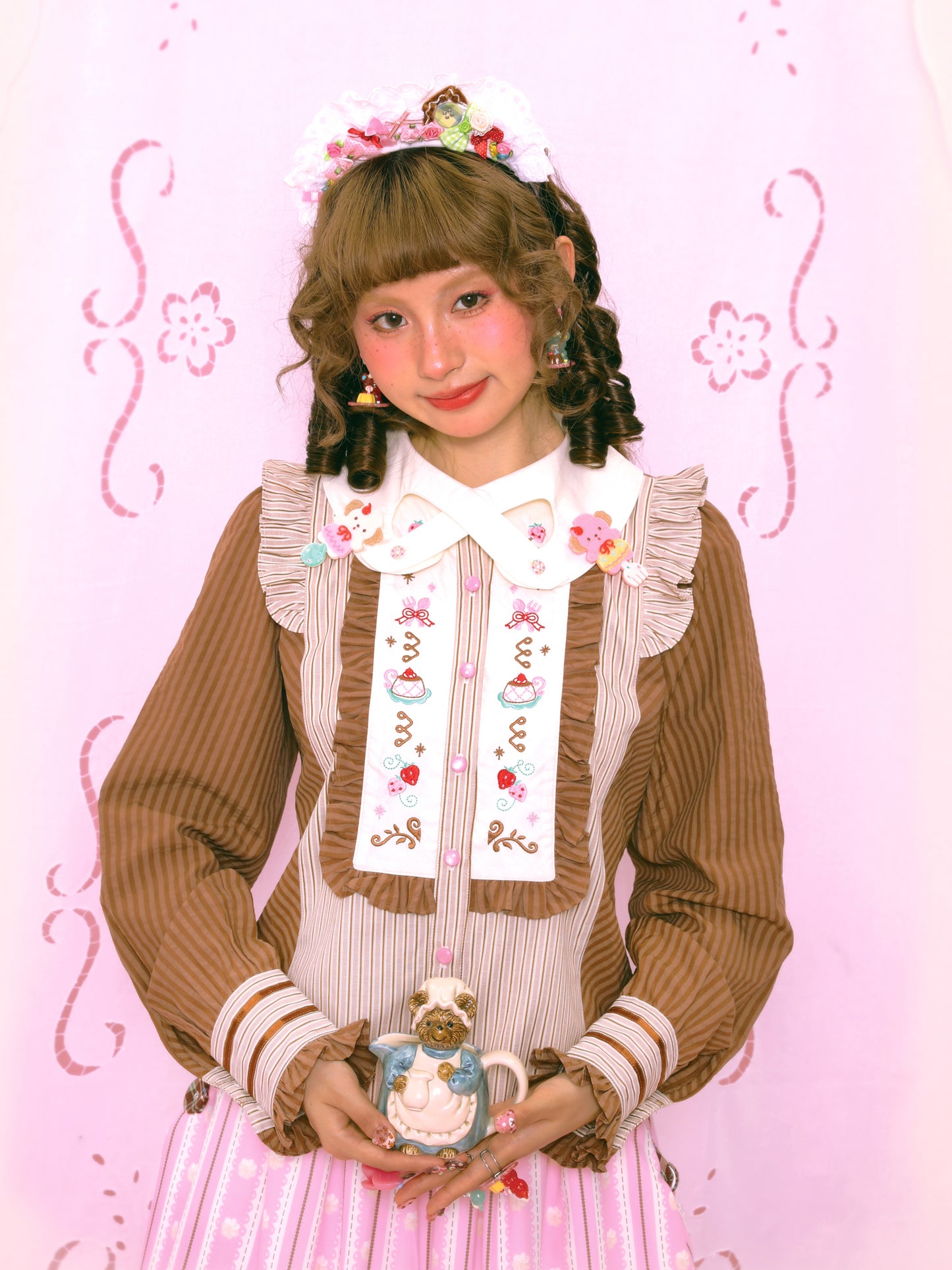 Lutra Jump - Kawaii Vintage Brown Stripe Blouse blouse Lutra Jump