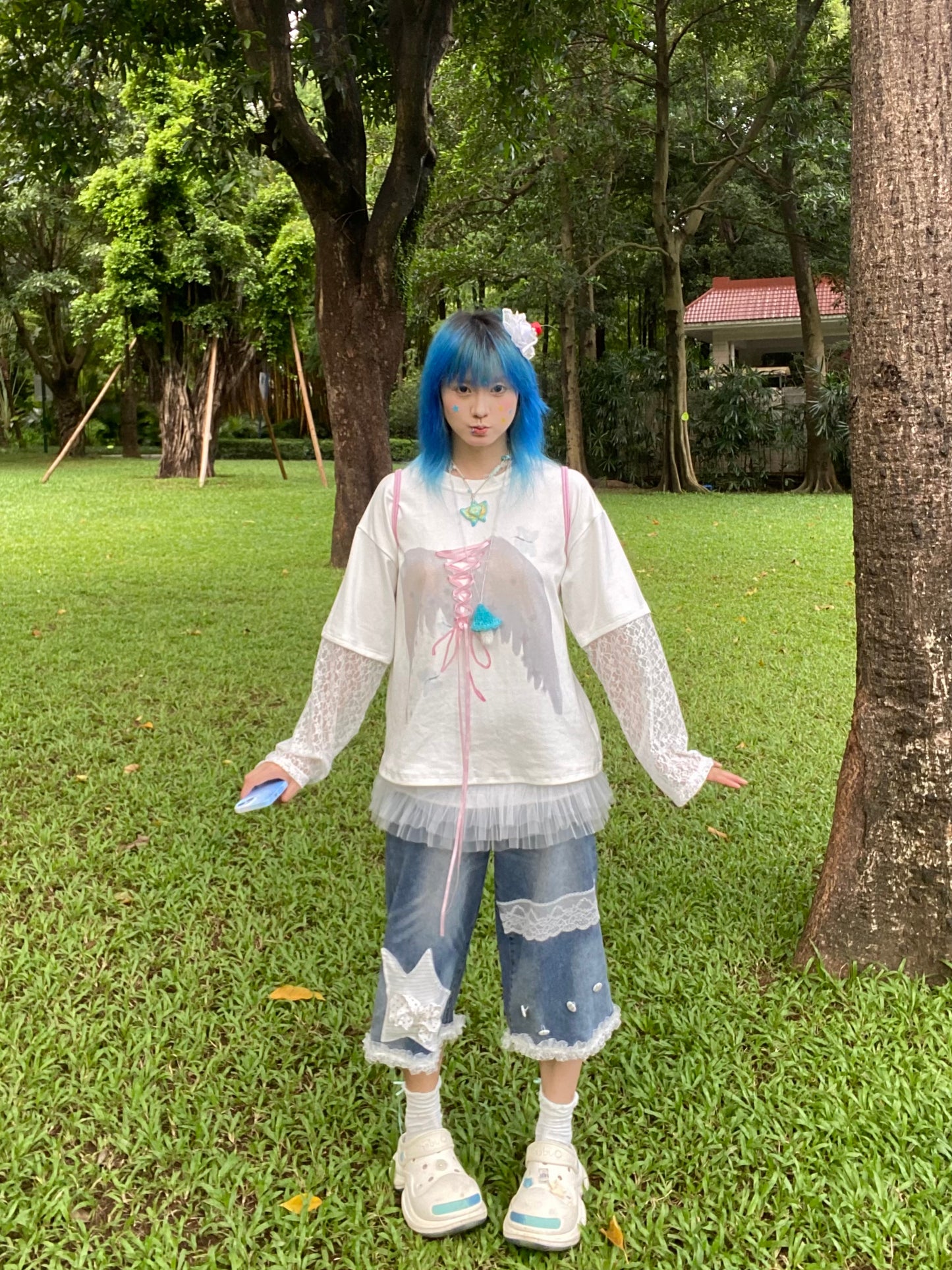 Moon Meadow - Star Patch Denim Capri Pants shorts Moon Meadow