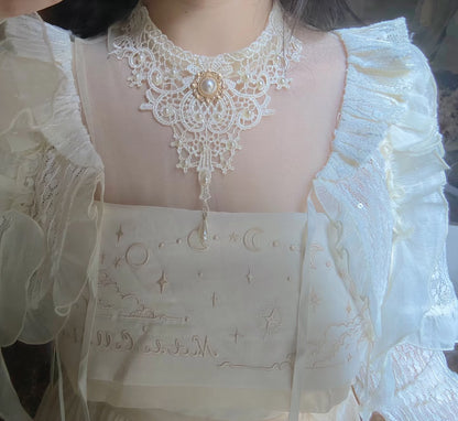 Kiwi Store - Y2K Maximalist Lace Embossed Statement Necklace necklace kiwi store