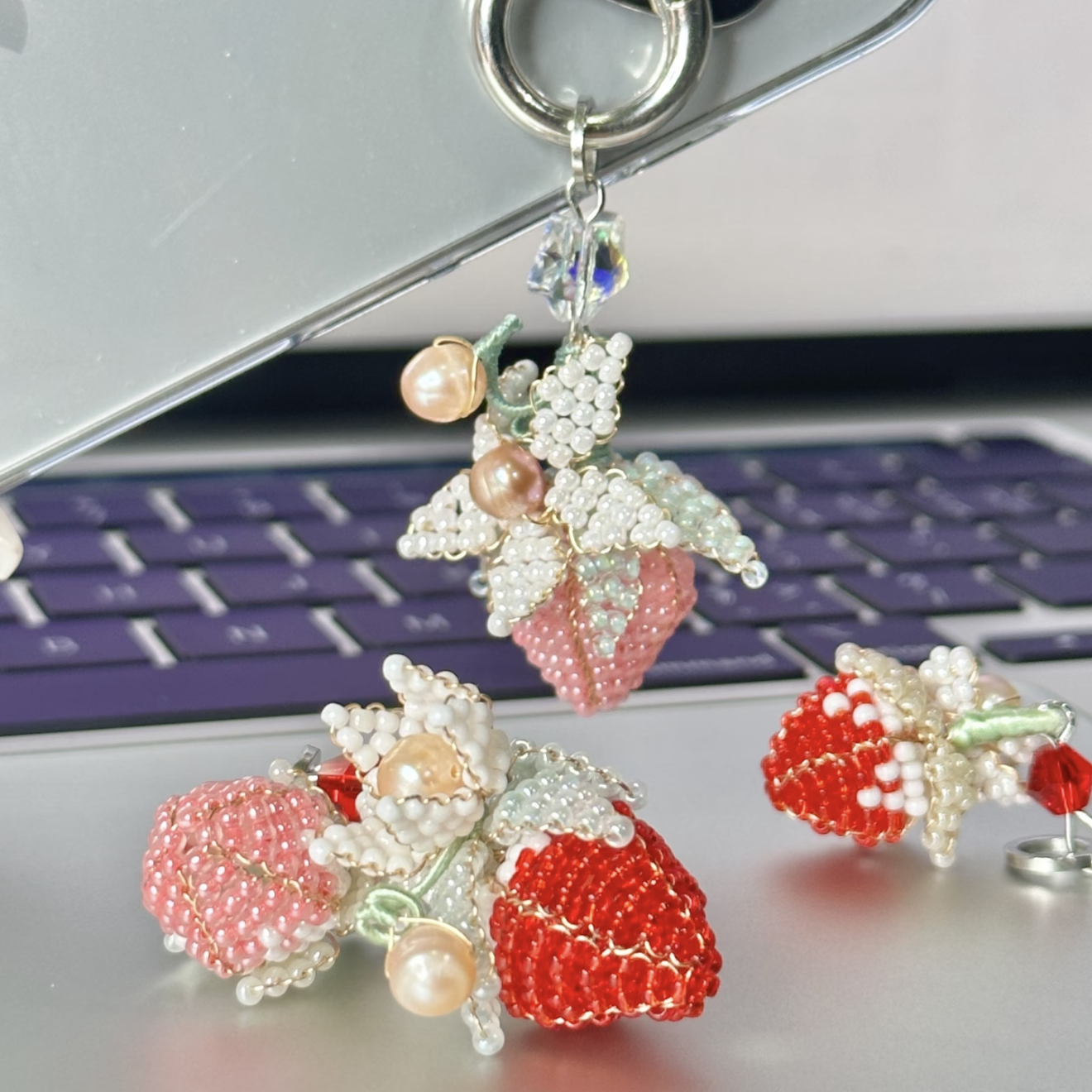 Kiwi Store - Pearl Flower Strawberry Beaded Necklace Keychain necklace kiwi store