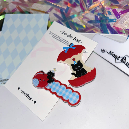 Strangelab - Y2K Hair Clip Cat Bug Apple Acrylic Clips hair clip strangelab
