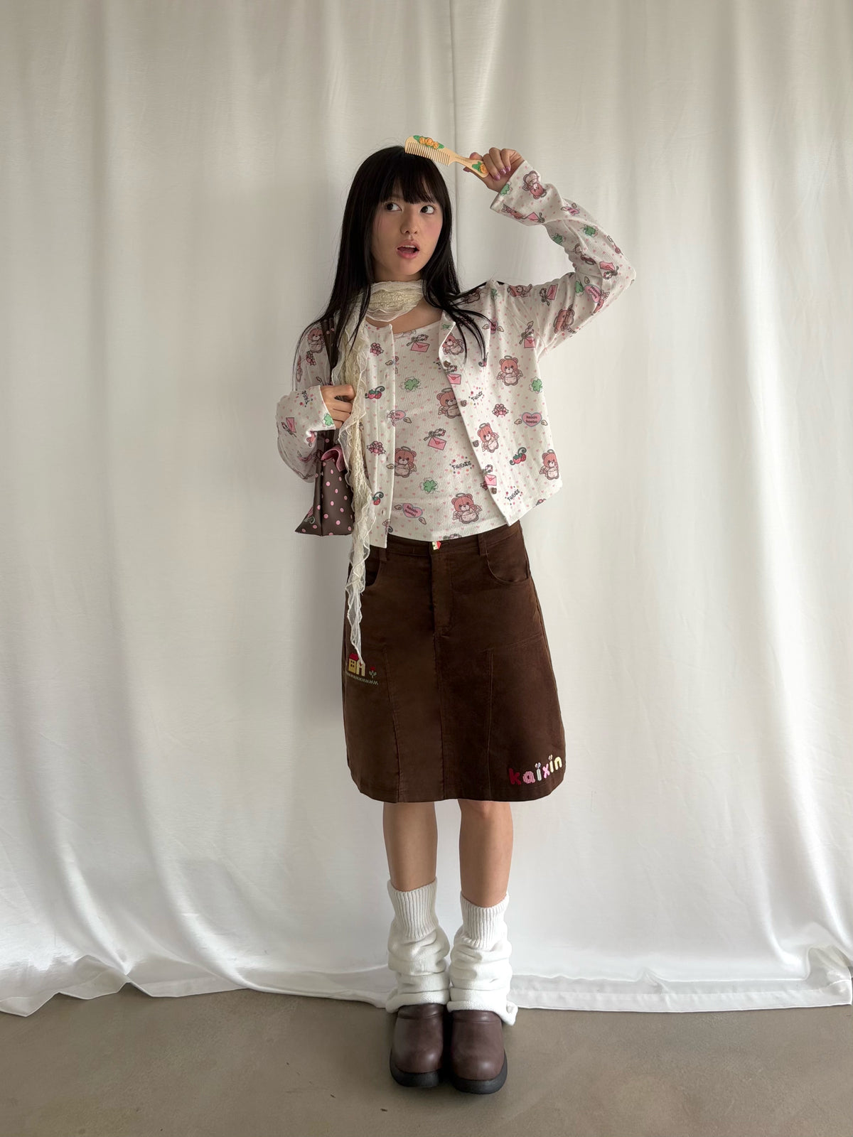 开心招待所秋冬新款棕色灯芯绒刺绣百搭半身裙女 skirt KaiXin hostel