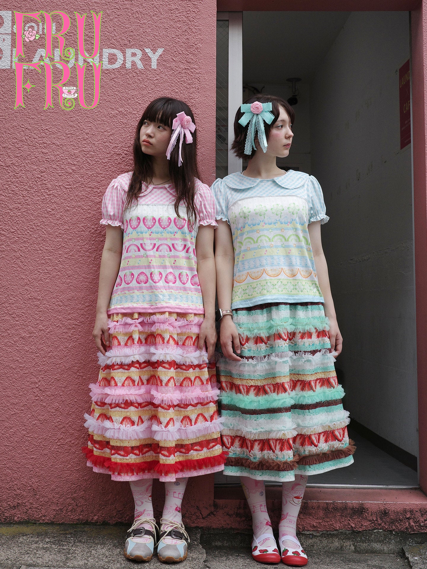 FruFru - Strawberry Lace Print Skirt skirt frufru