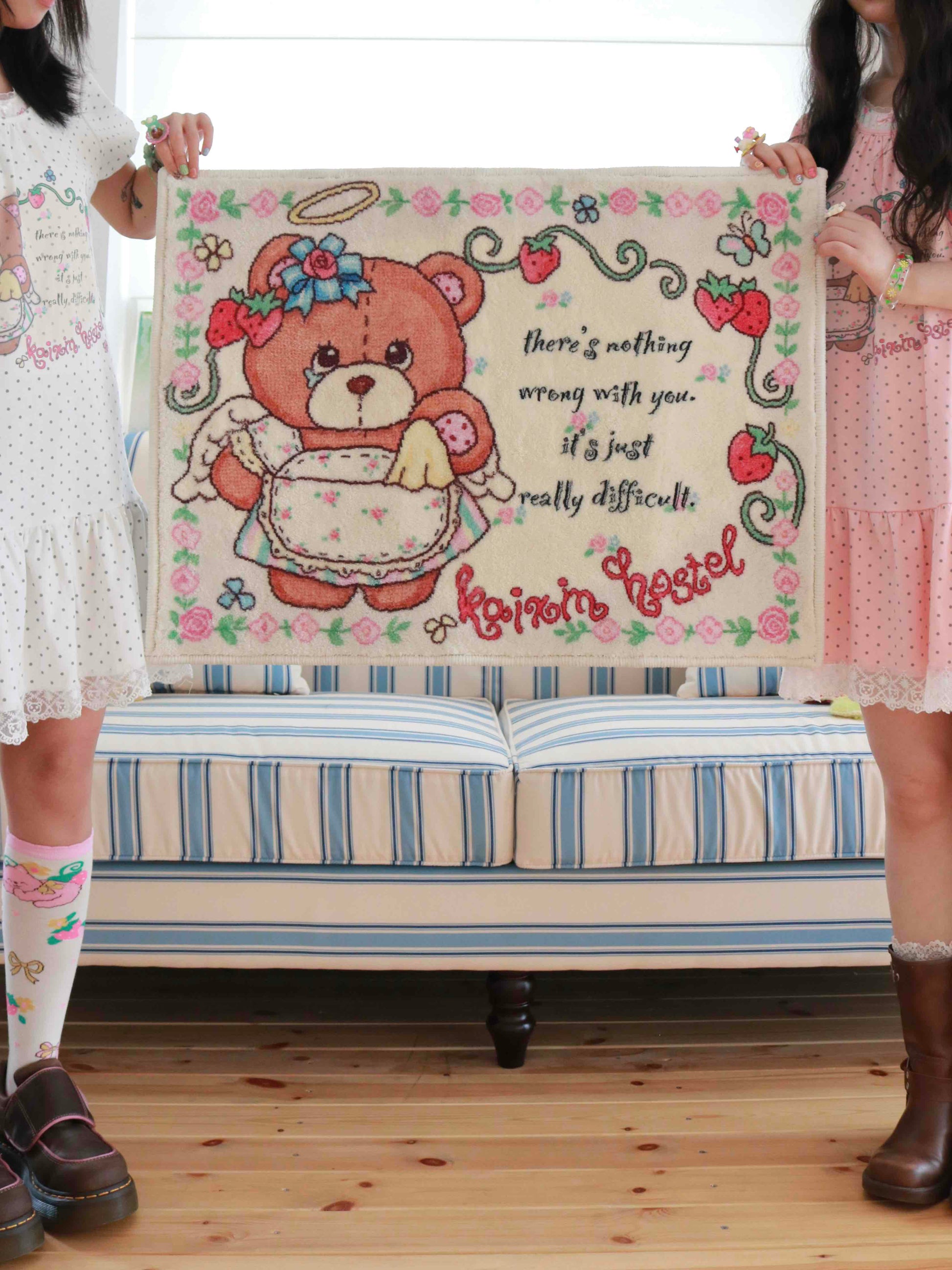 KaiXin Hostel - Bear Strawberry Cross Stitch Rug mat KaiXin hostel