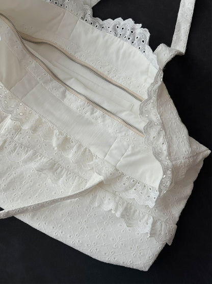 Ate a Dream - Vintage Lace Embroidered Tote bag Ate a Dream