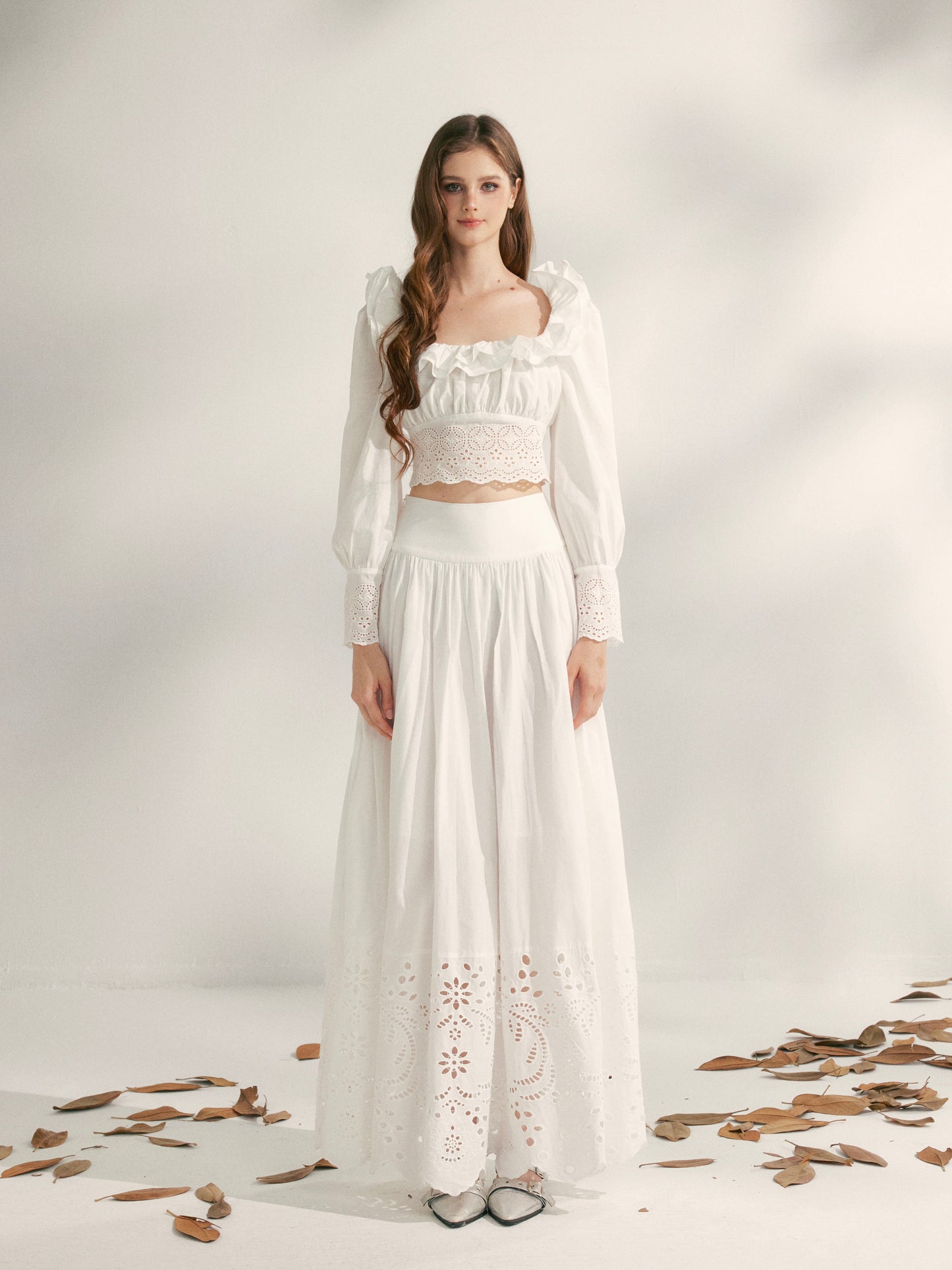 YZZI HE - Lily of the Valley Embroidered Two-Piece Set set YZZI HE