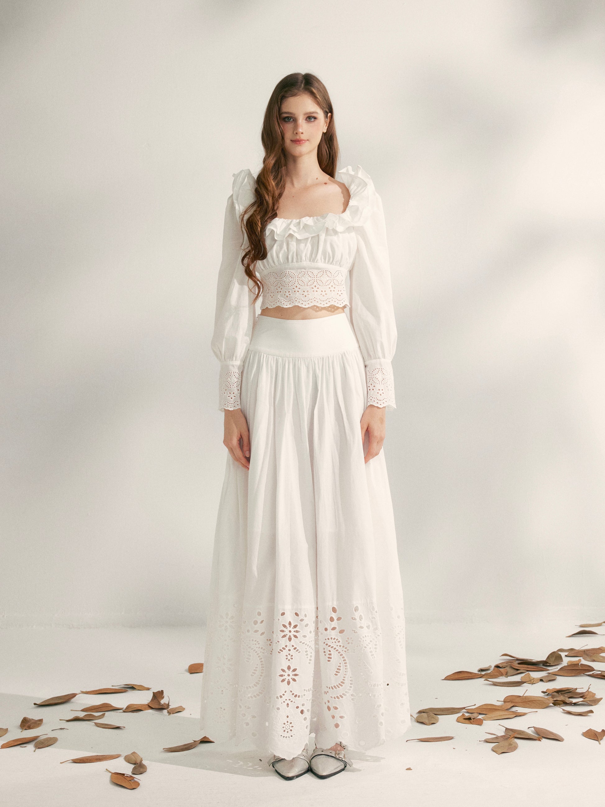 YZZI HE - Lily of the Valley Embroidered Two-Piece Set set YZZI HE