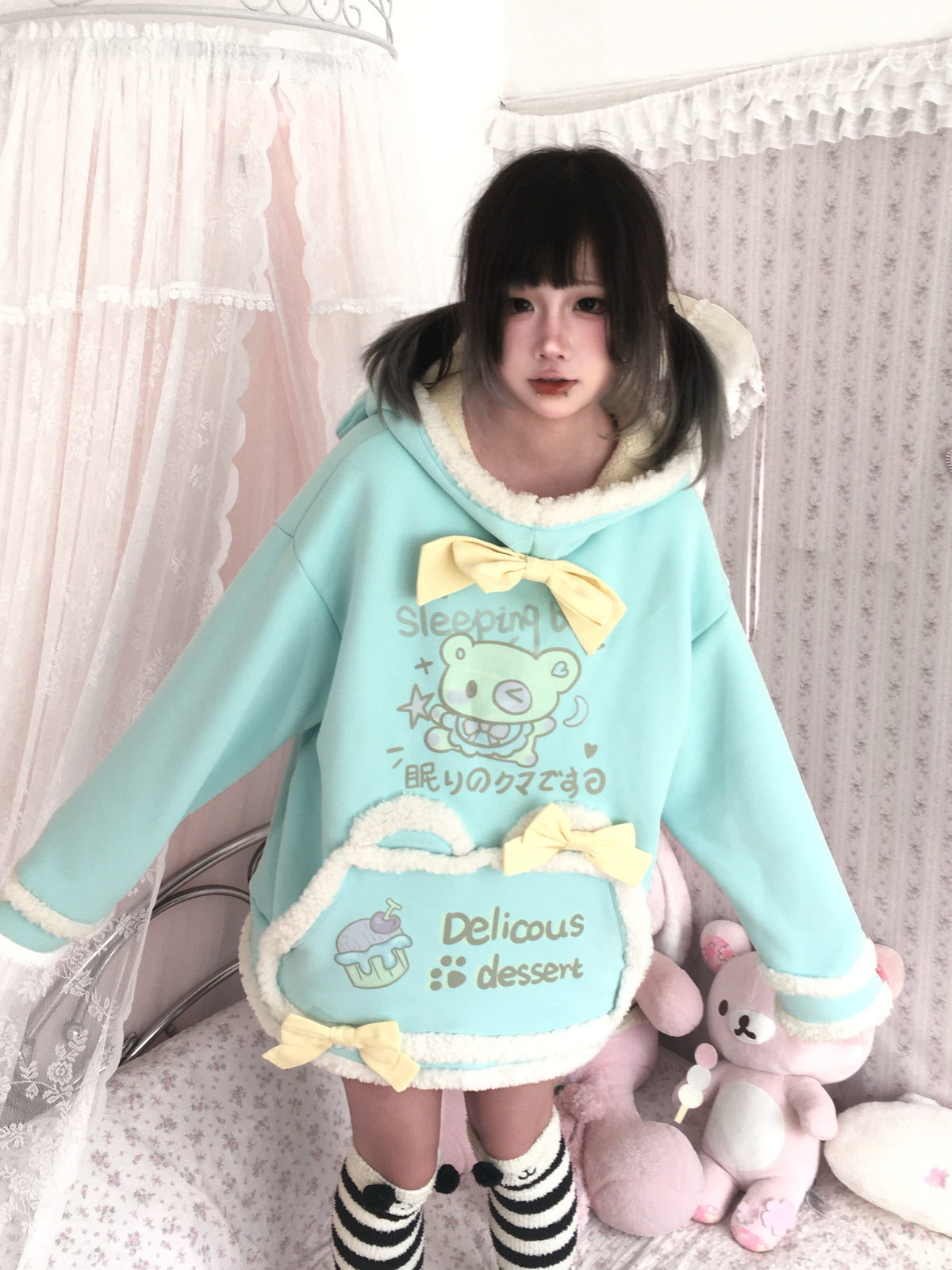 Three Poisons - Fleece-Lined Bow Hooded Sweatshirt hoodie Three Poisons