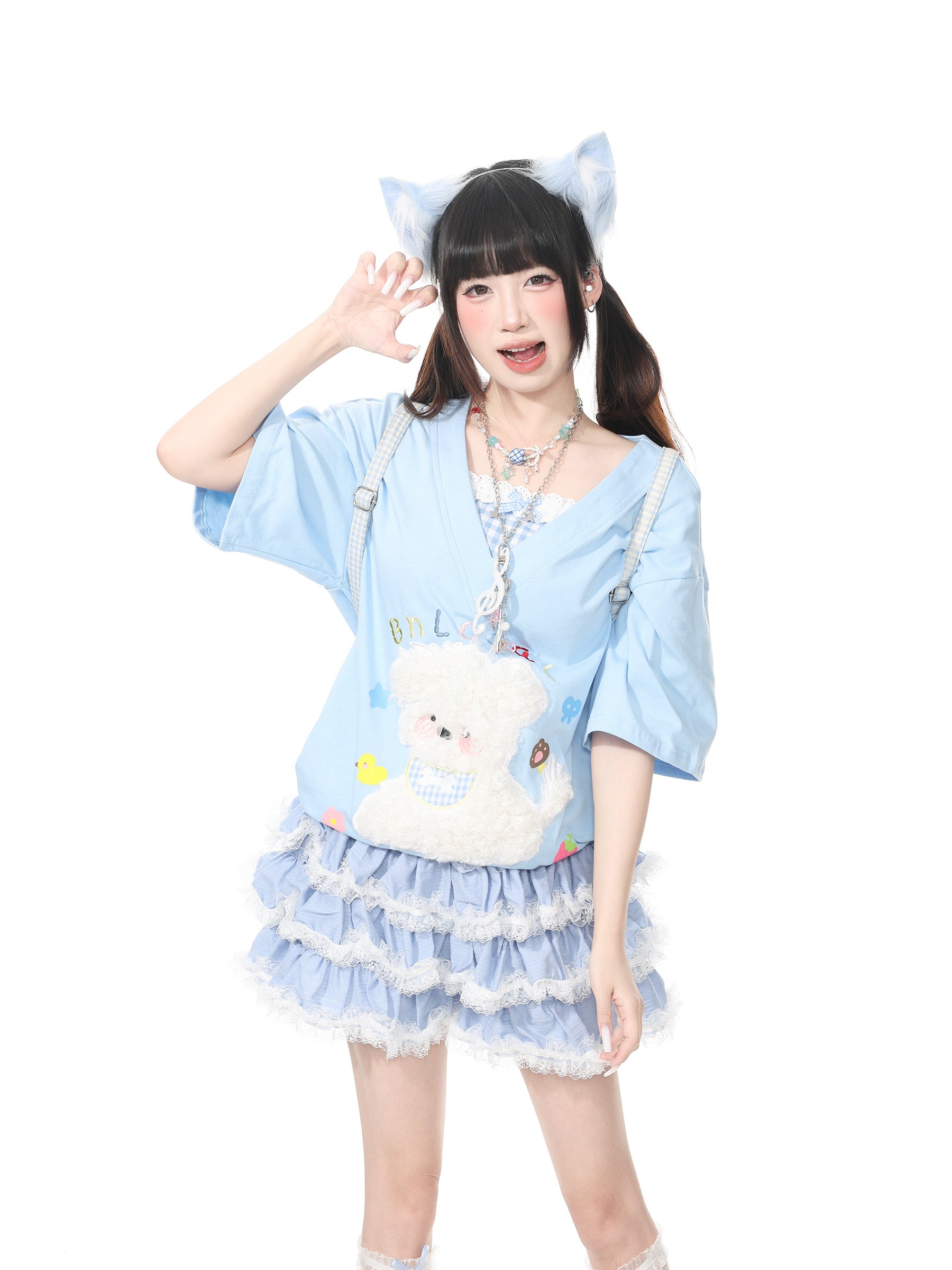 Languid Park - Dog Applique Bow V-Neck Tee tshirt Languid Park