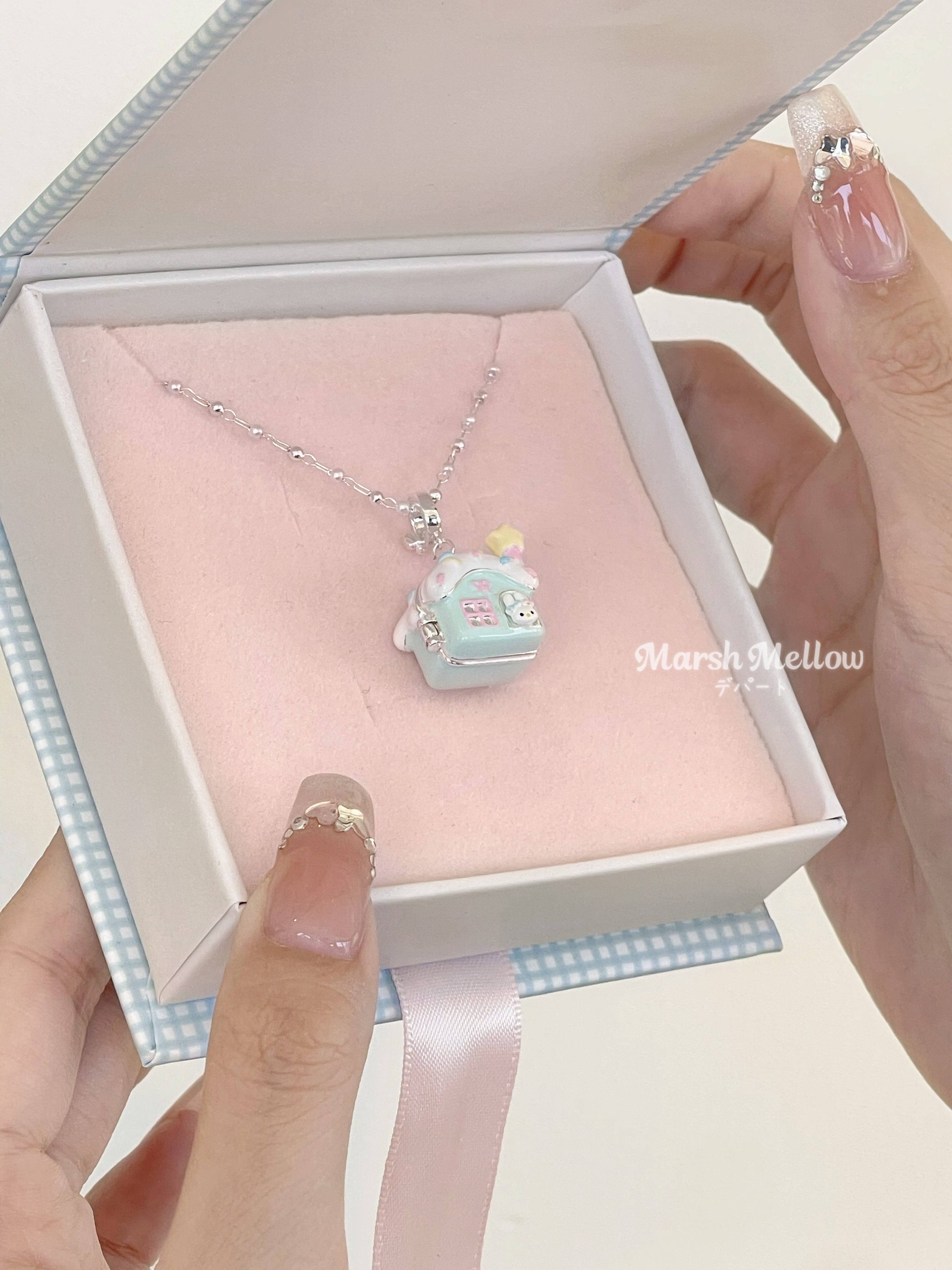 Kawaii Dessert House Necklace - Marshmellow | Land Decora