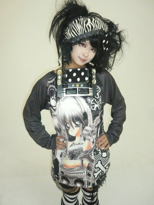 ki00bi00 - Gothic Skull Graphic Long Sleeve Tee shirt ki00bi00