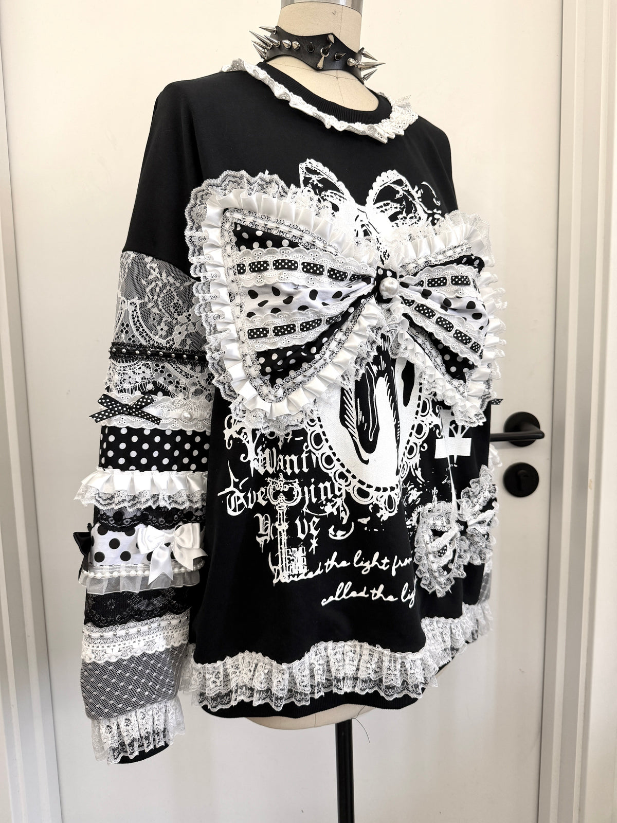 Red Devil - Lace Patchwork Bow Black Sweatshirt sweatshirt Red Devil