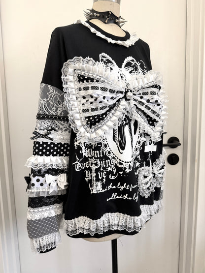 Red Devil - Lace Patchwork Bow Black Sweatshirt sweatshirt Red Devil