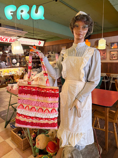 frufru - Strawberry Cake Print Canvas Tote bag frufru