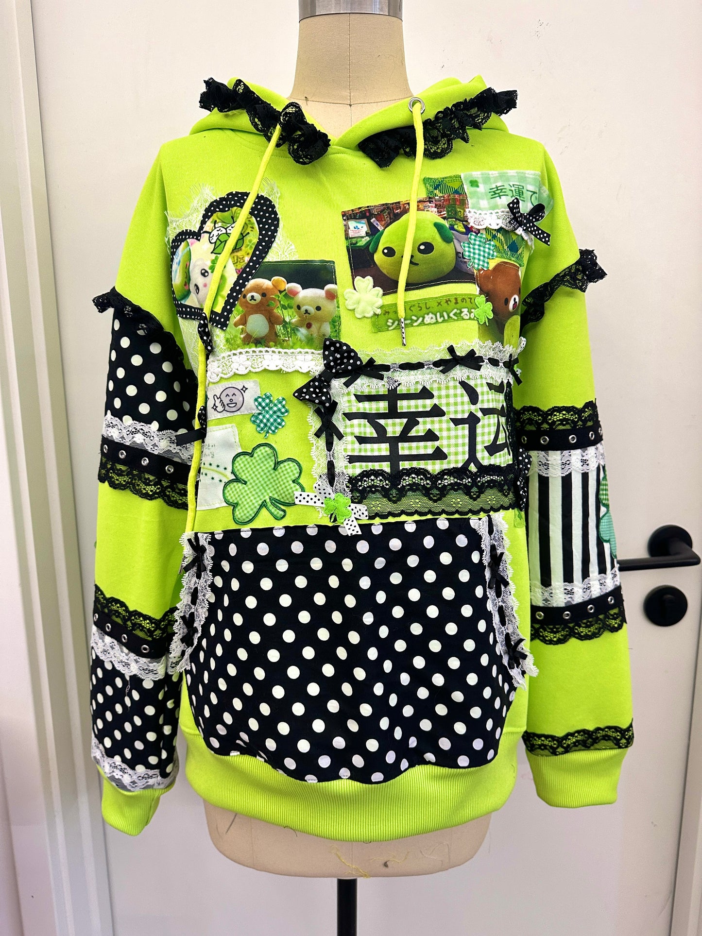 RedDevil - Decora Kei Neon Green Clover Lace Sweatshirt hoodie Red Devil