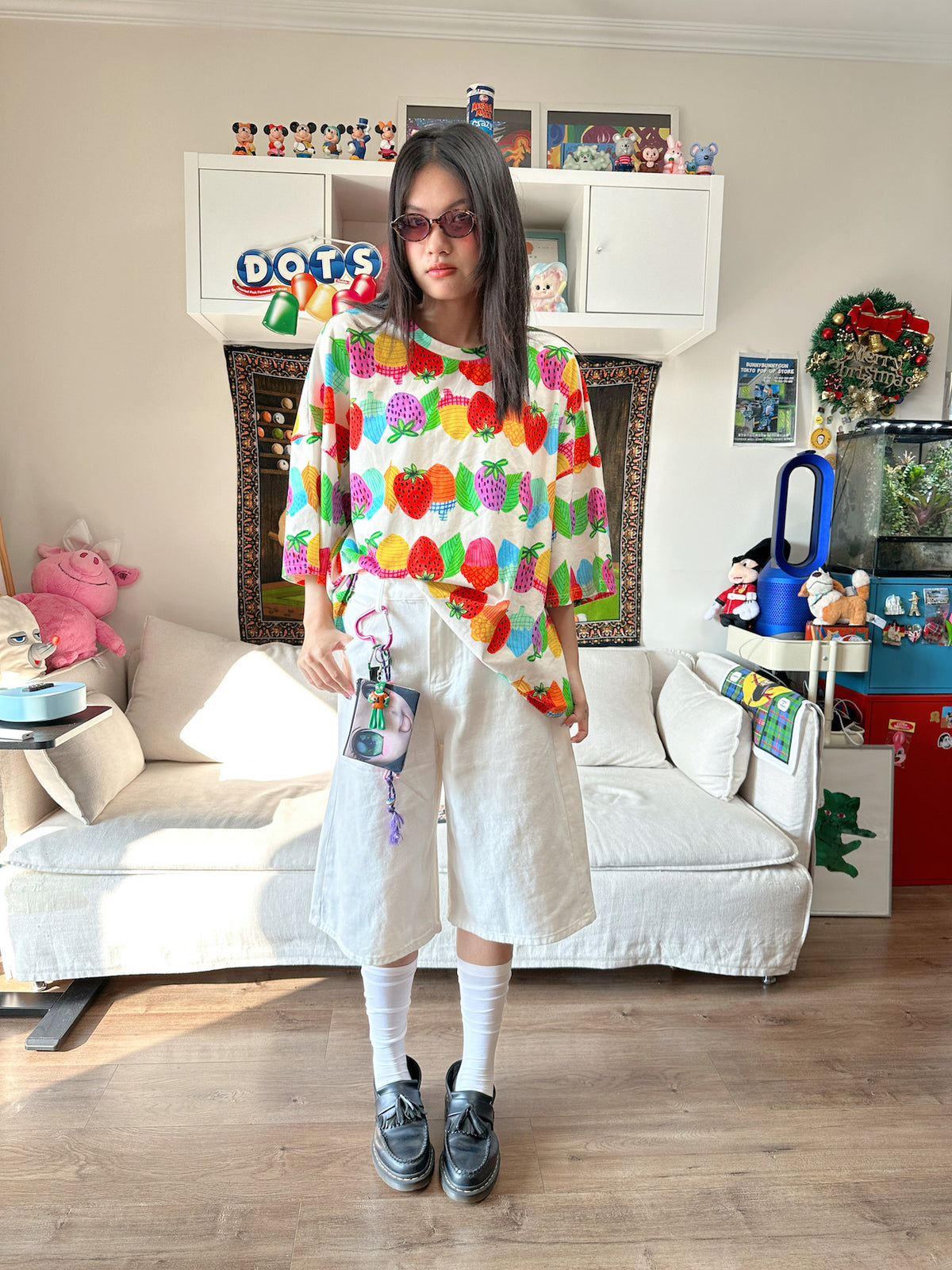bunnybunnygun - Strawberry Oversized Graphic T-Shirt shirt bunnybunnygun