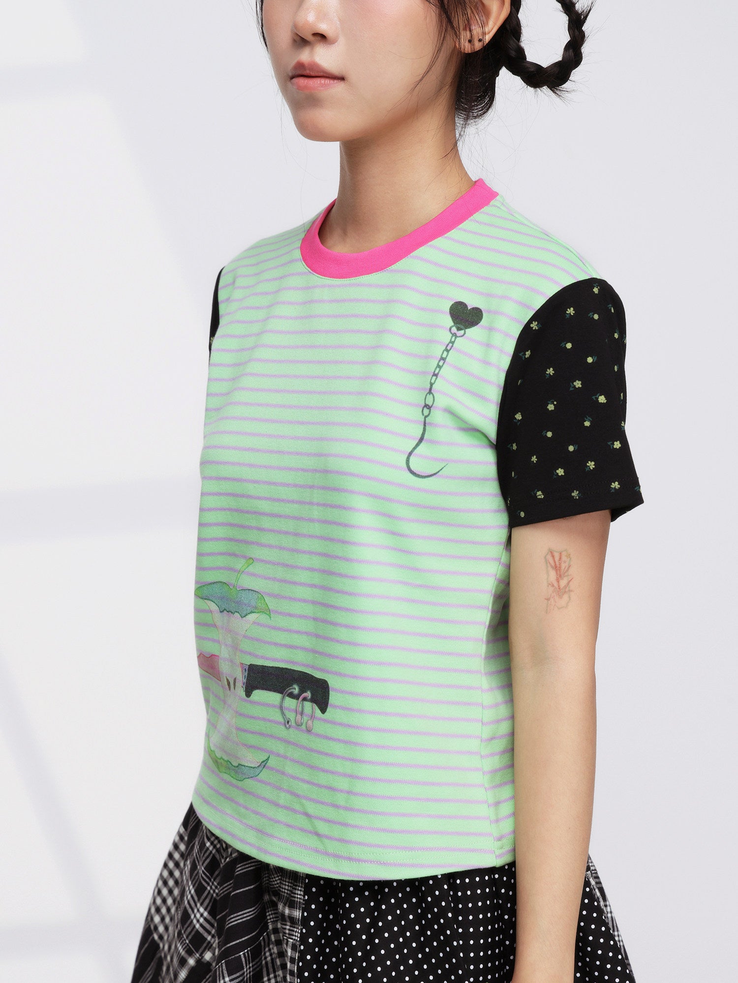 FRUITS - Apple Stripe Contrast Tee tshirt Fruits